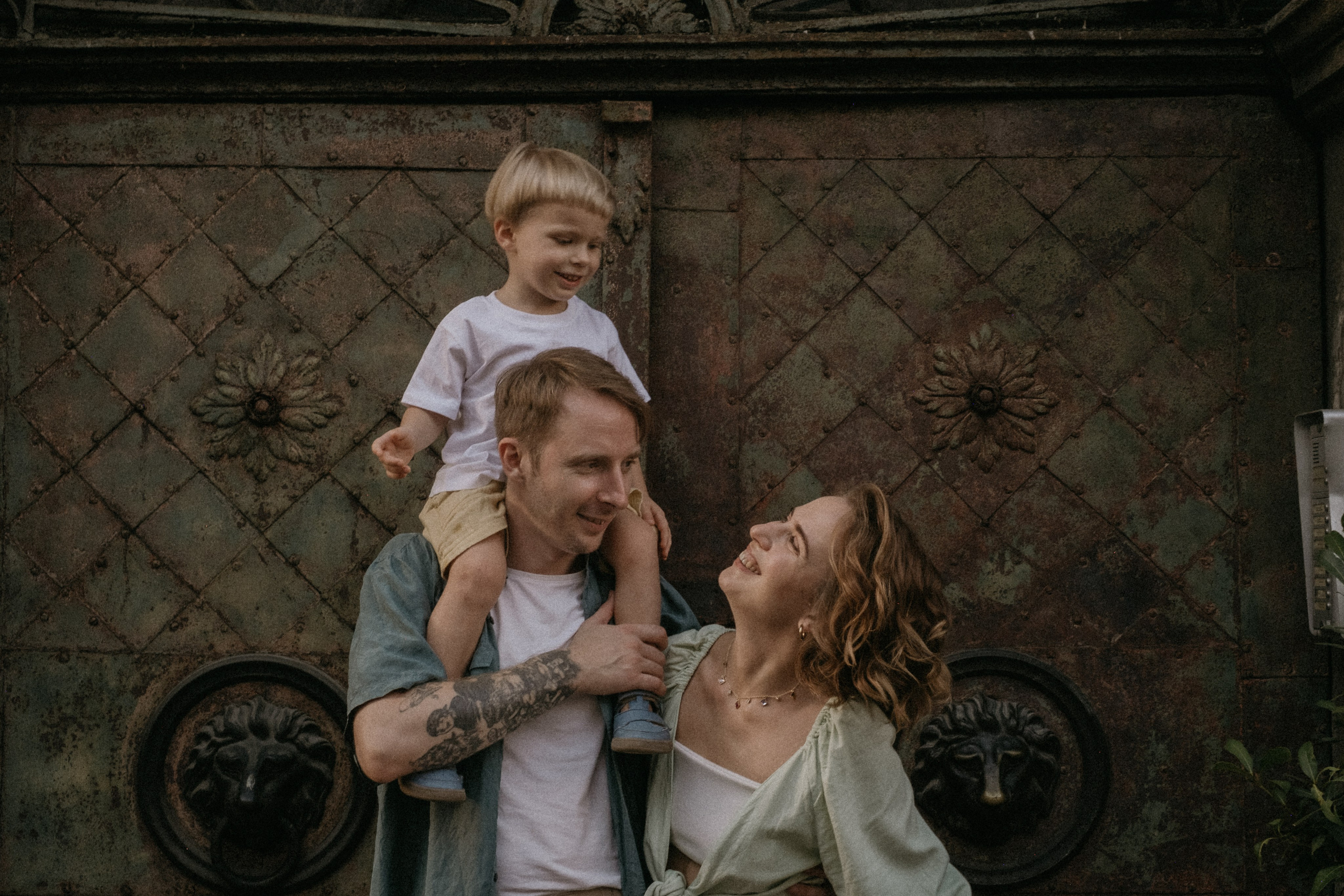 Families. Love story and family photographer in San Francisco Oksana Shvets