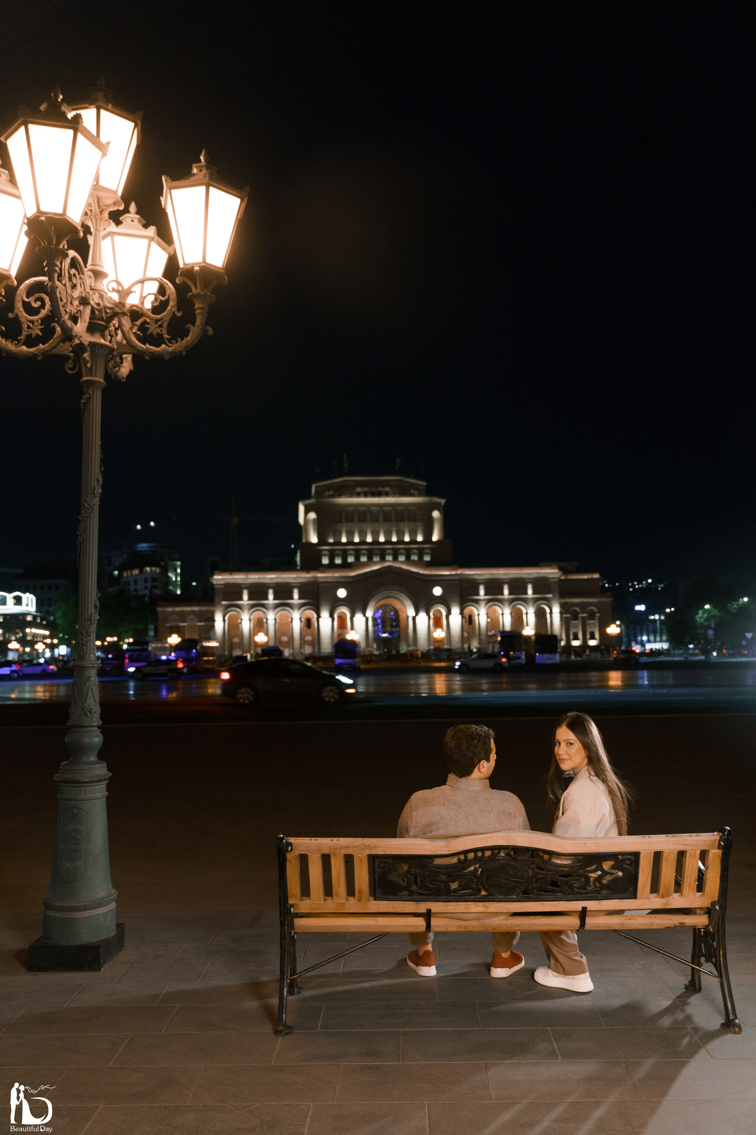 SHOOT NIGHT CITY. Weeding photographer Martun
