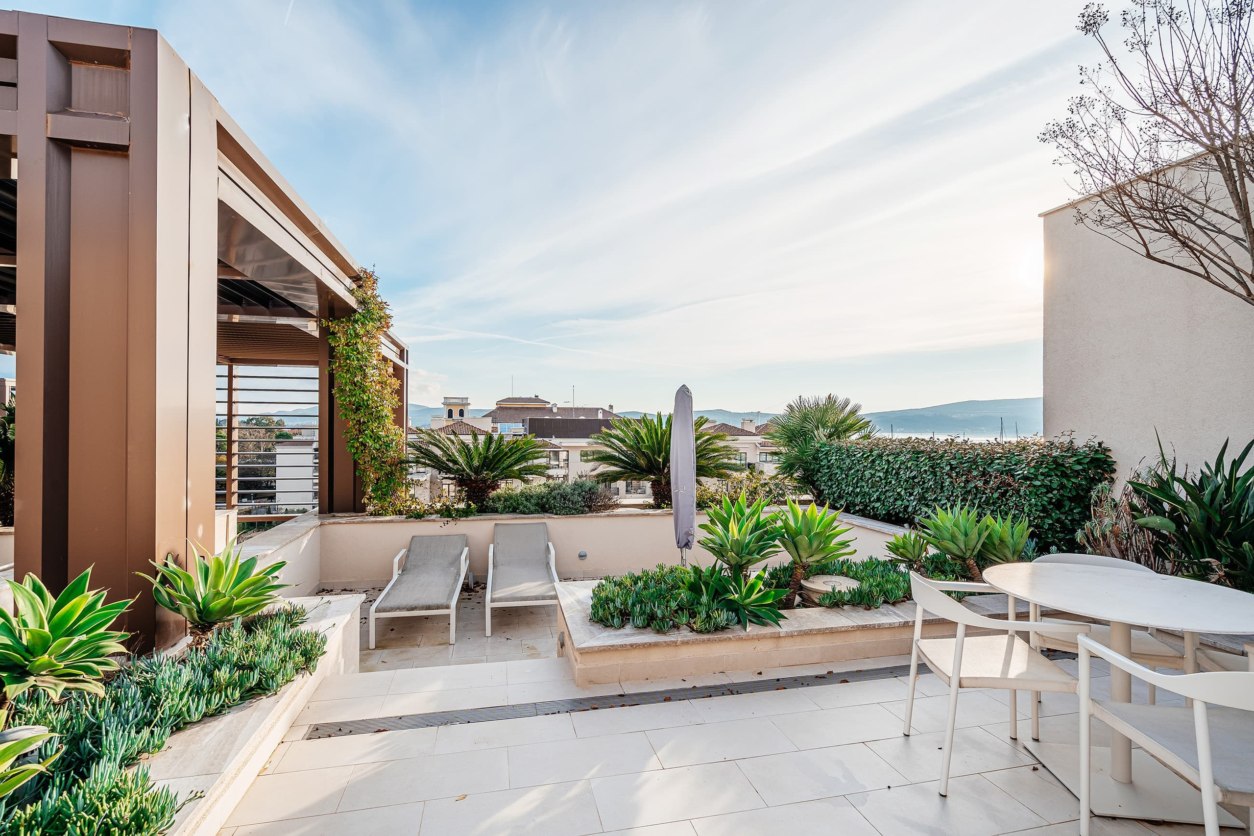 Real Estate Photography. Montenegro. EVAN ARISTOV WEDDING PHOTOGRAPHY — Seattle Wedding Photographer