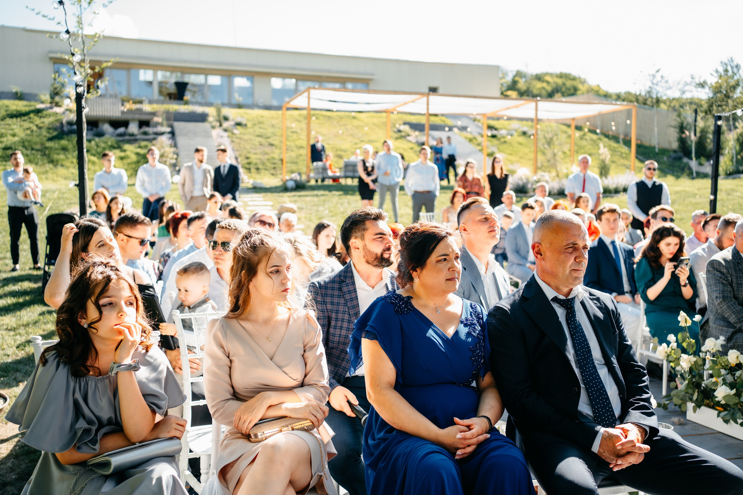 R & R. Fotograf Nunta Iasi - Hearts & Pictures