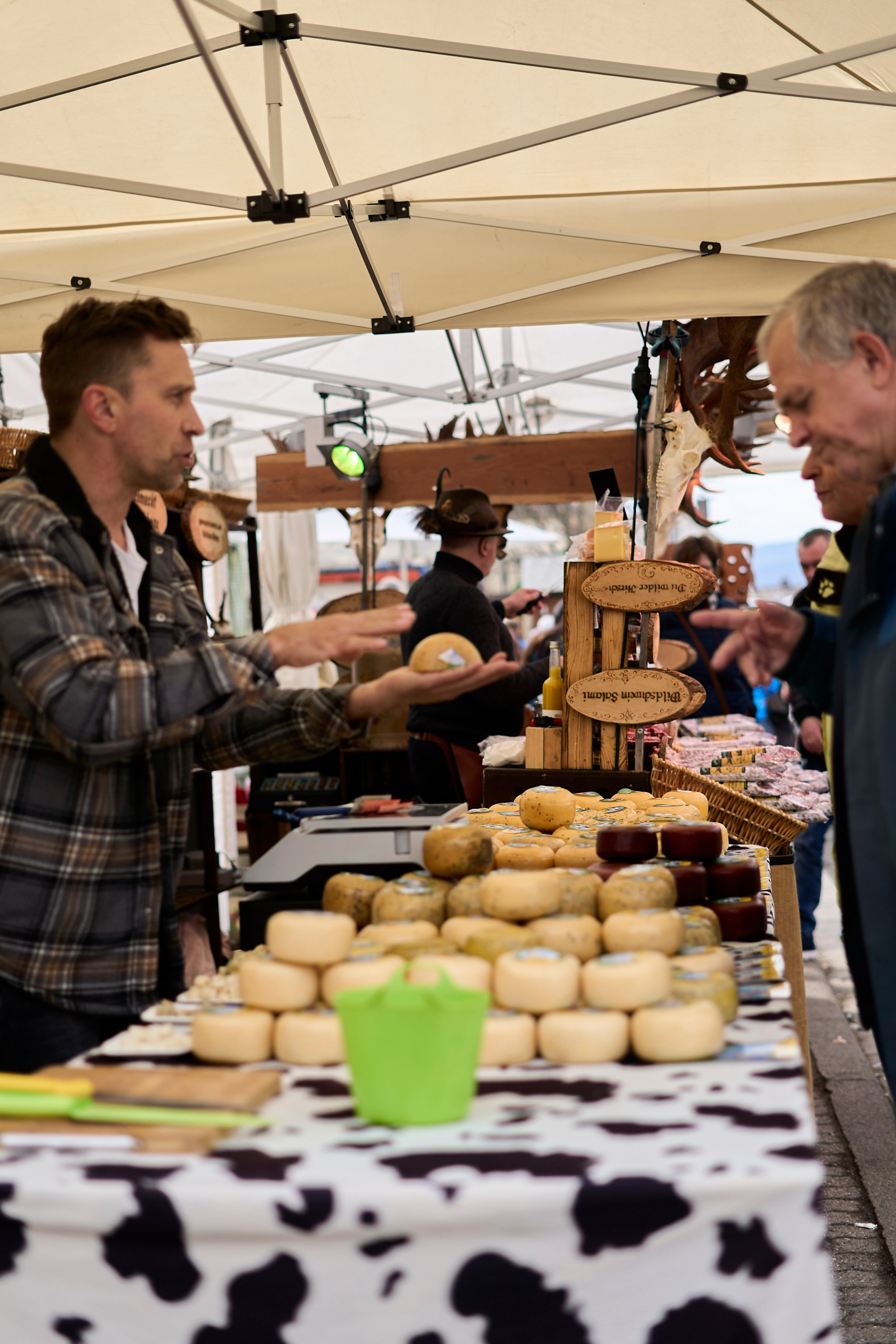 Mandelblütenfest (Gimmeldingen) 2024. Aleksandr Steinbrenner | Streetfotografie