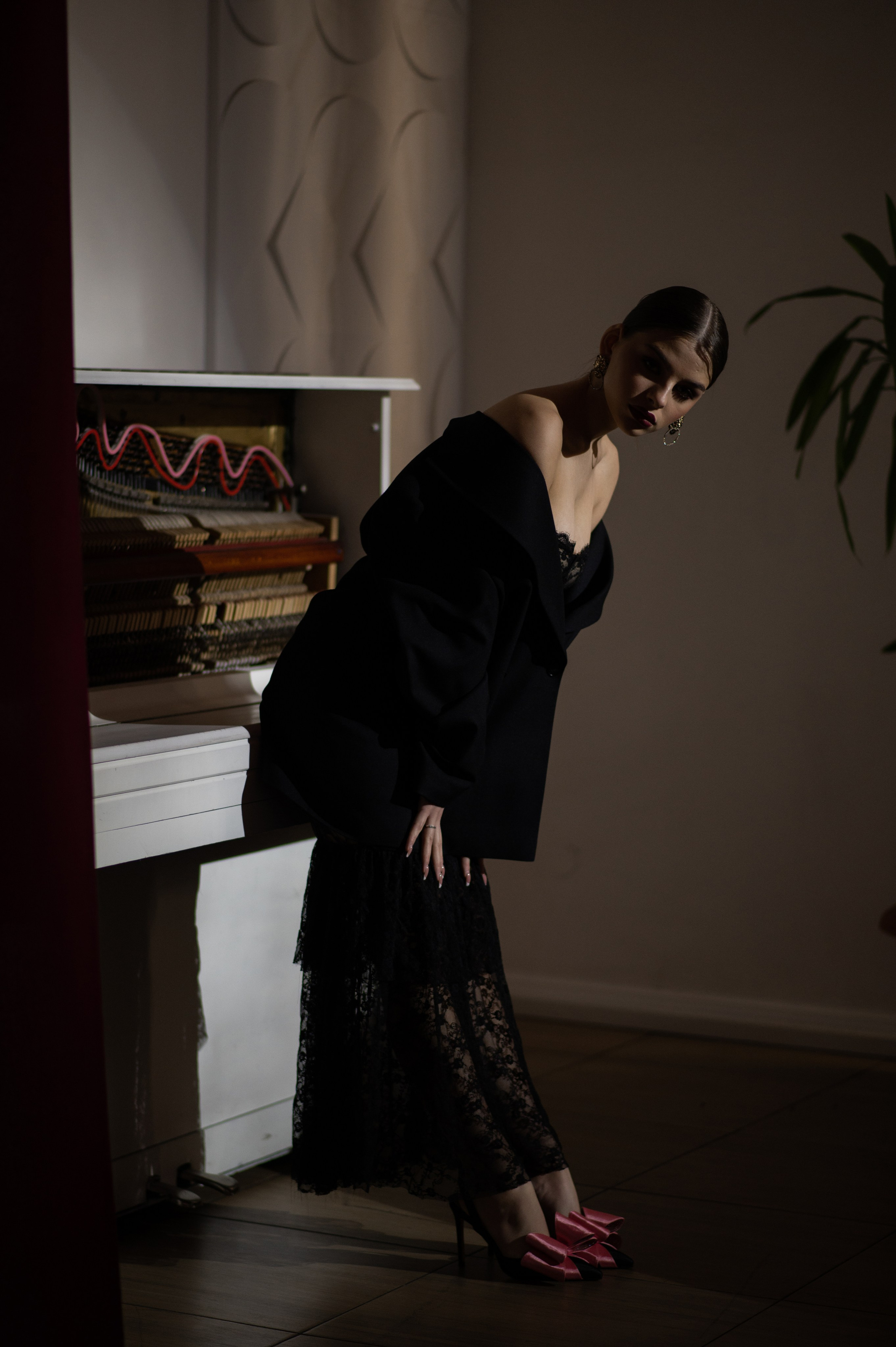 RED. Wedding and commercial photographer