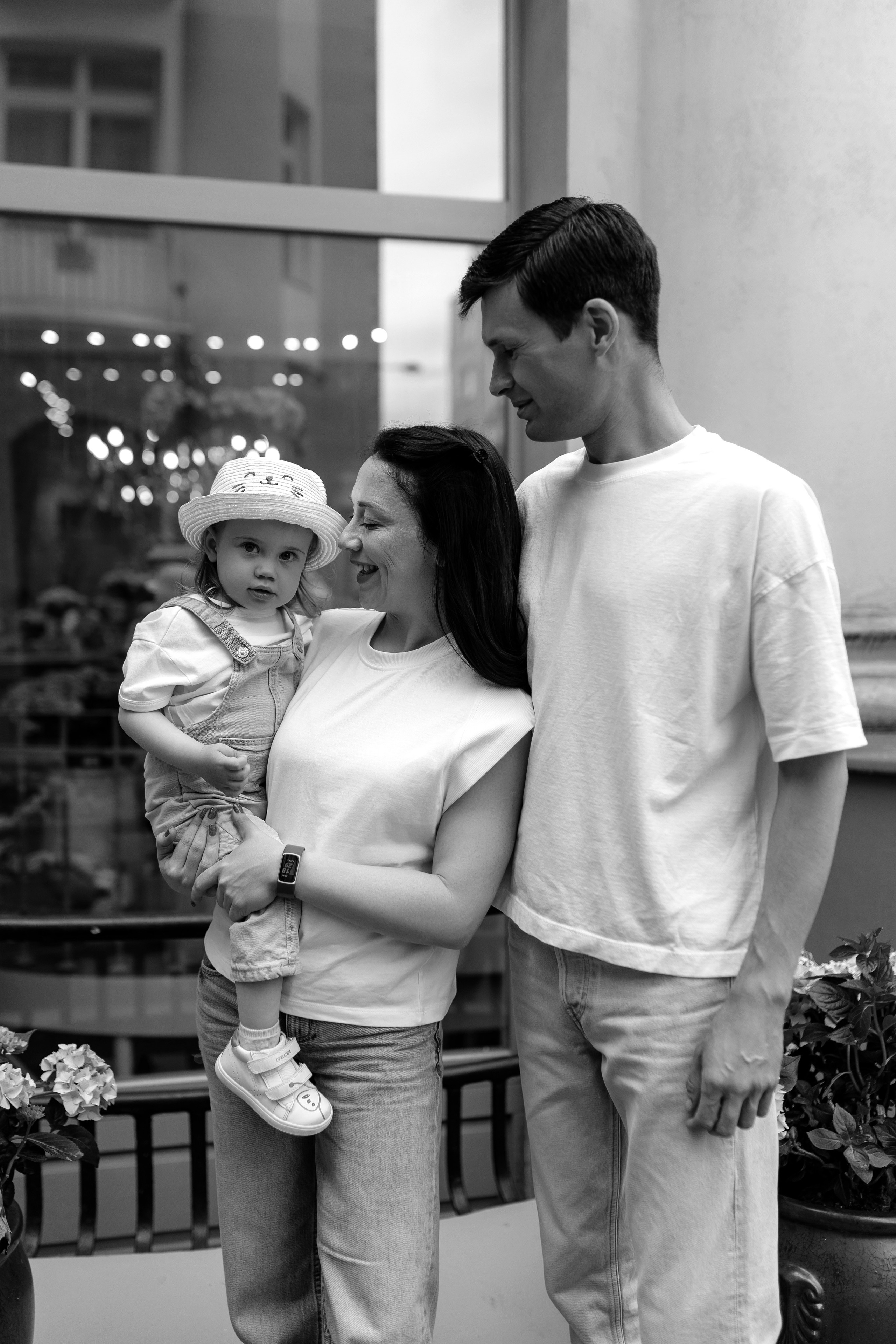 Денис+Настя+Єва. Весільний, сімейний фотограф Варшава