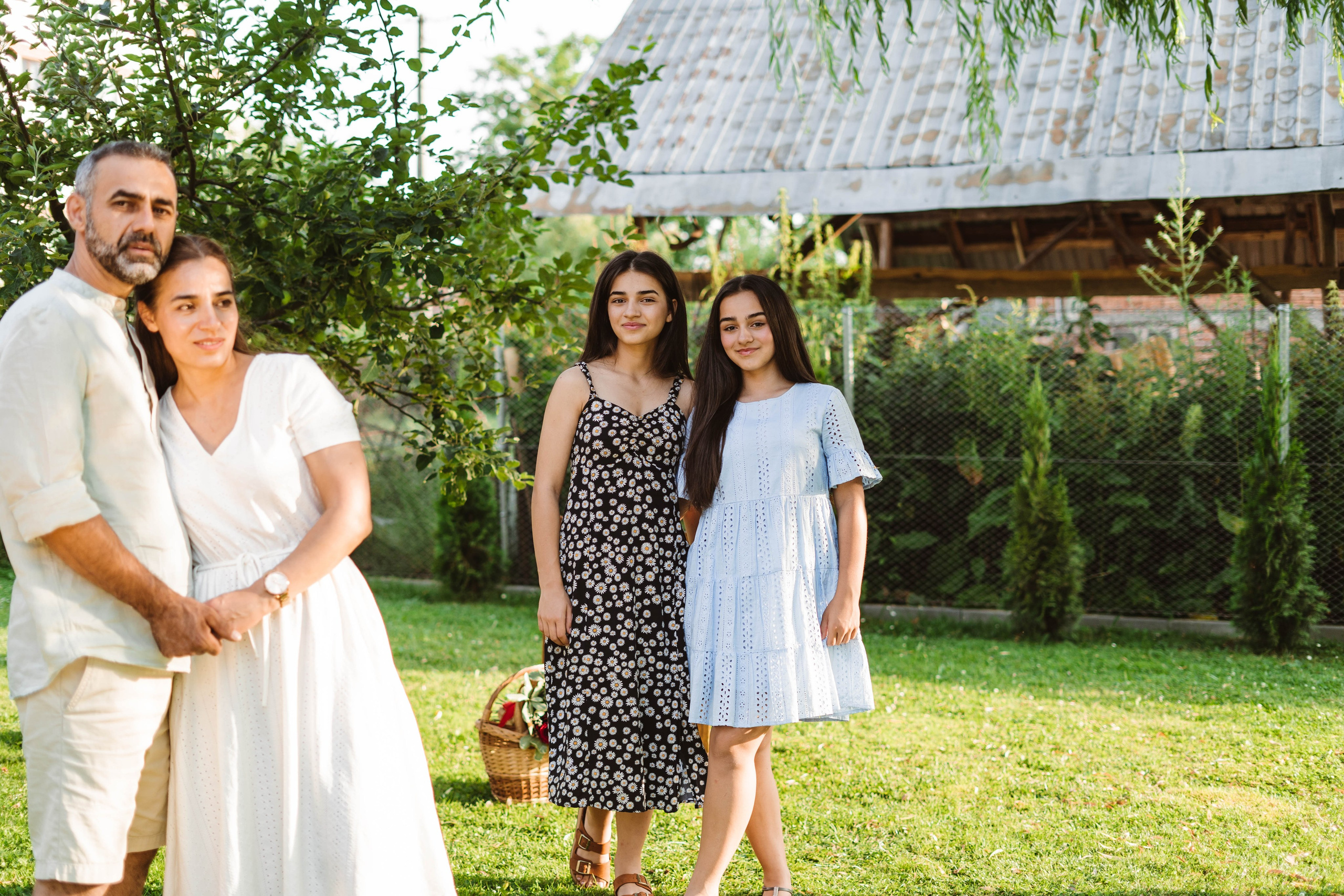 Familia Bodea. LUMEO by Theodora Moiceanu