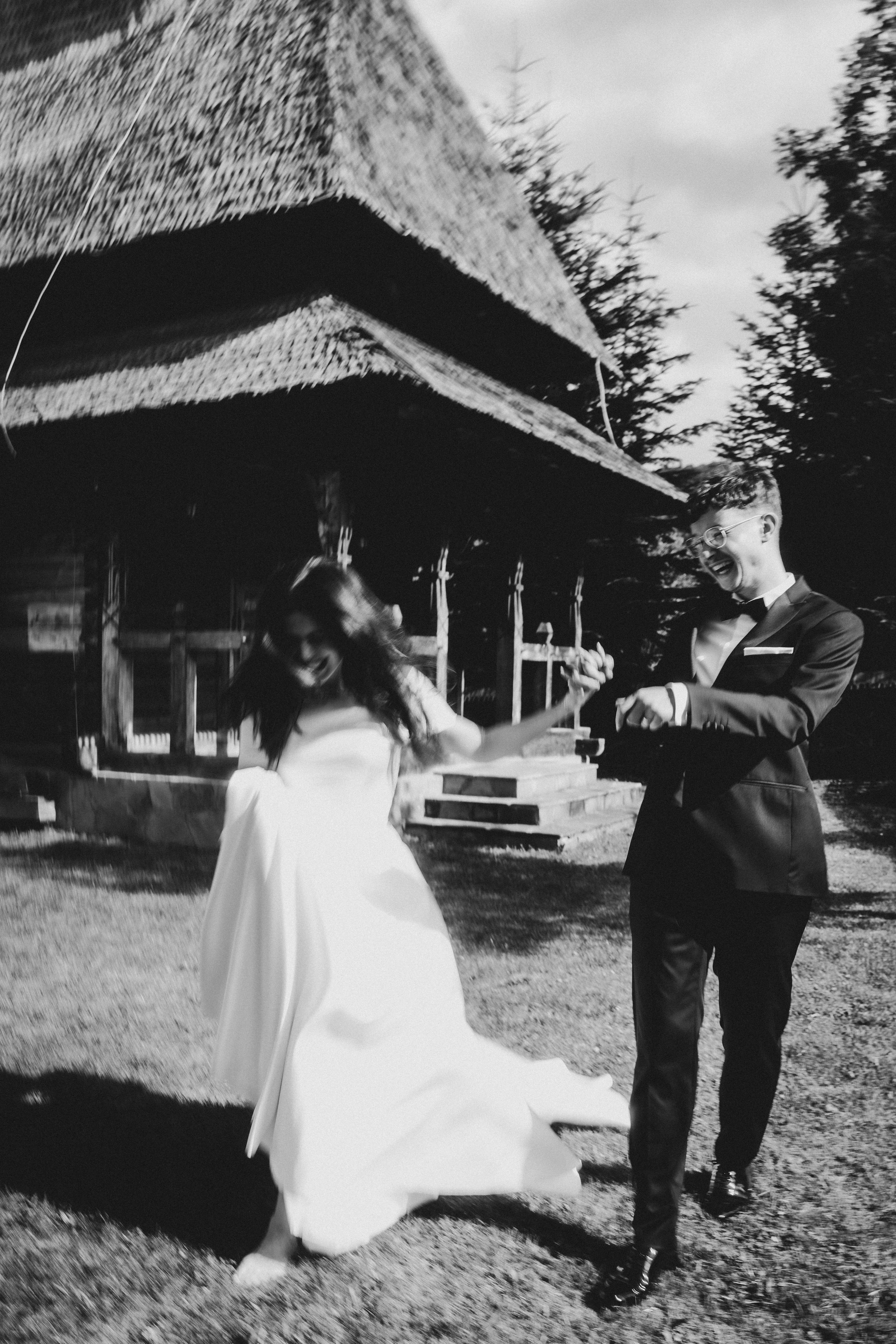 Trash the dress- Ana & Geo. LUMEO by Theodora Moiceanu