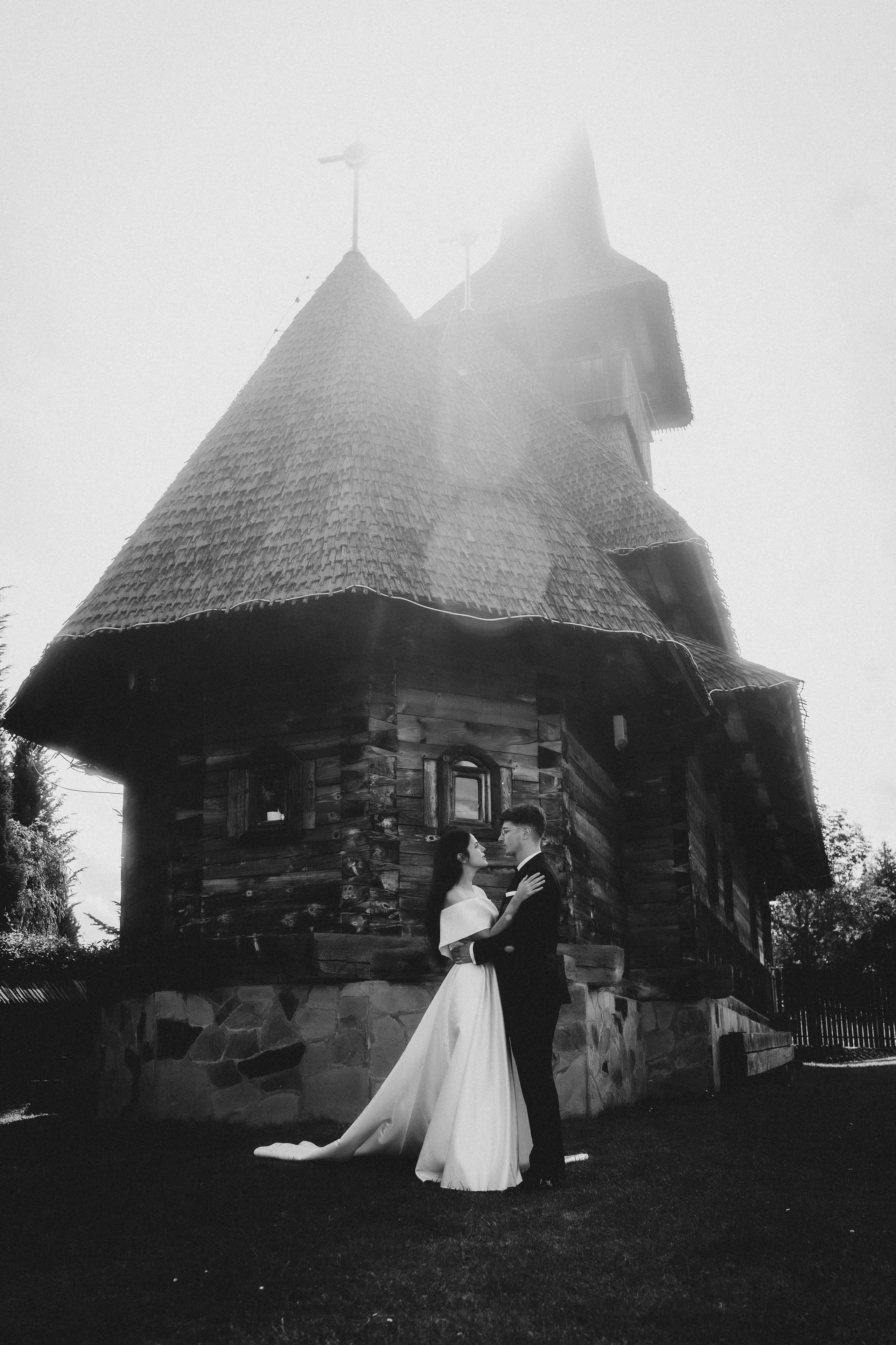 Trash the dress- Ana & Geo. LUMEO by Theodora Moiceanu