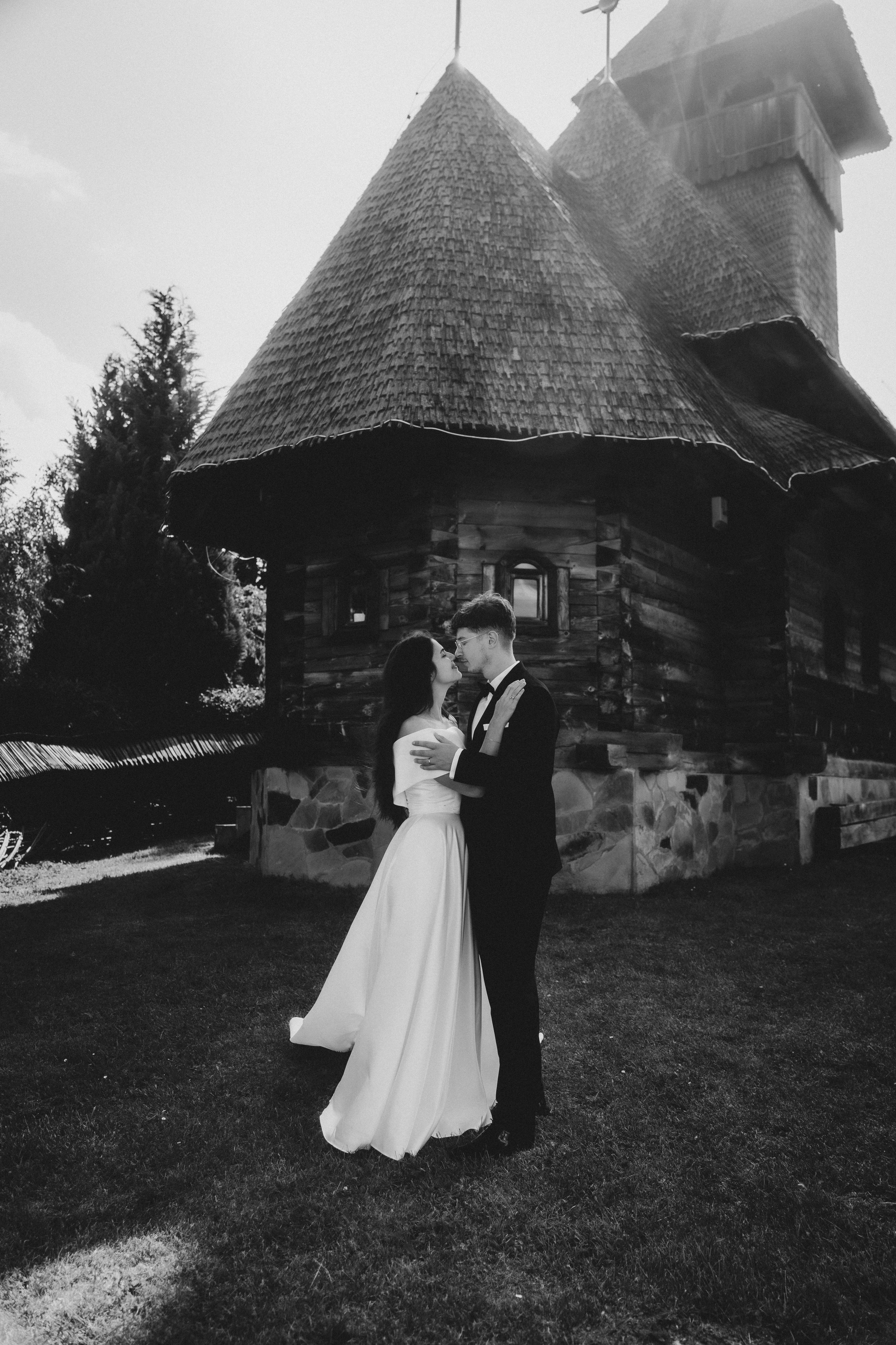 Trash the dress- Ana & Geo. LUMEO by Theodora Moiceanu