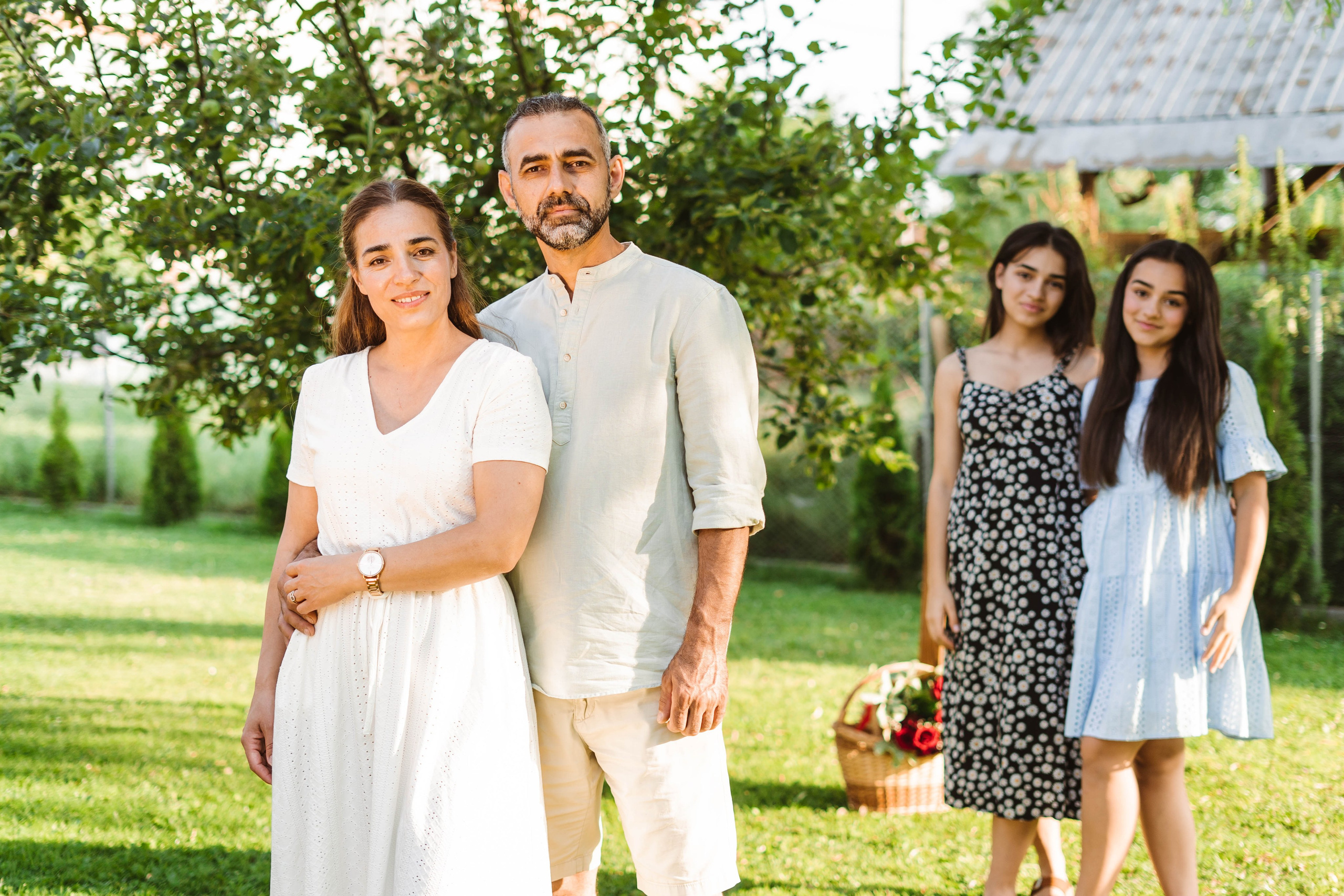 Familia Bodea. LUMEO by Theodora Moiceanu
