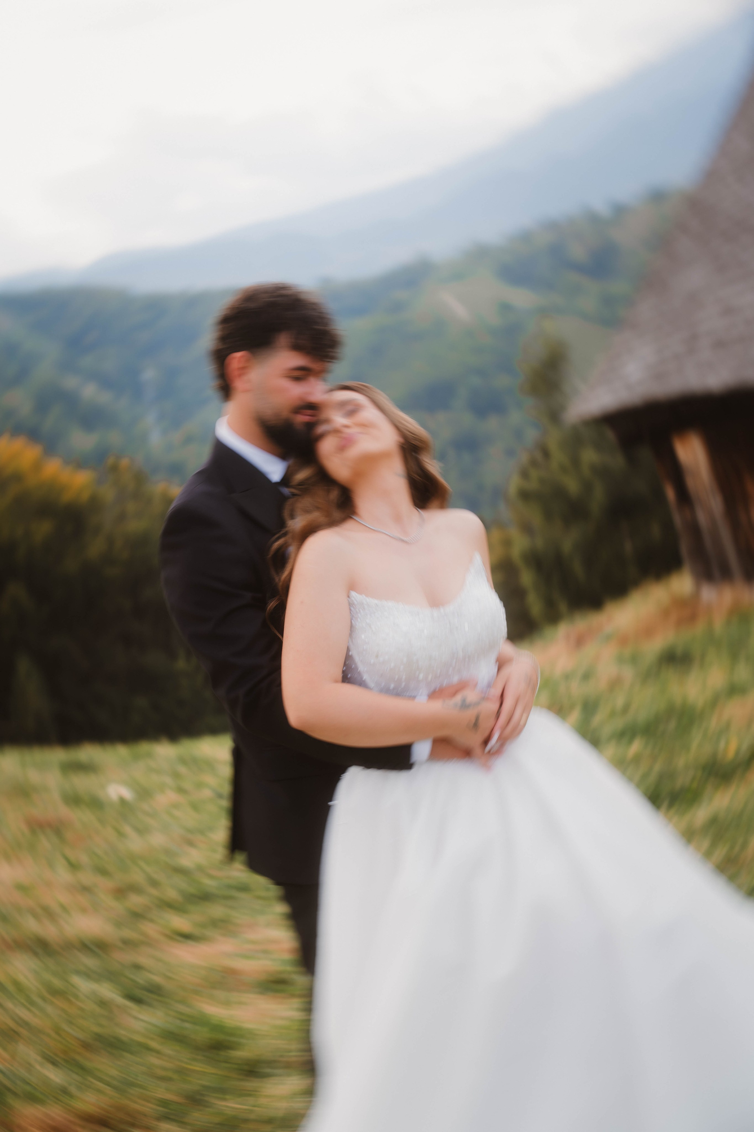 Alexandra & Gabriel. LUMEO by Theodora Moiceanu