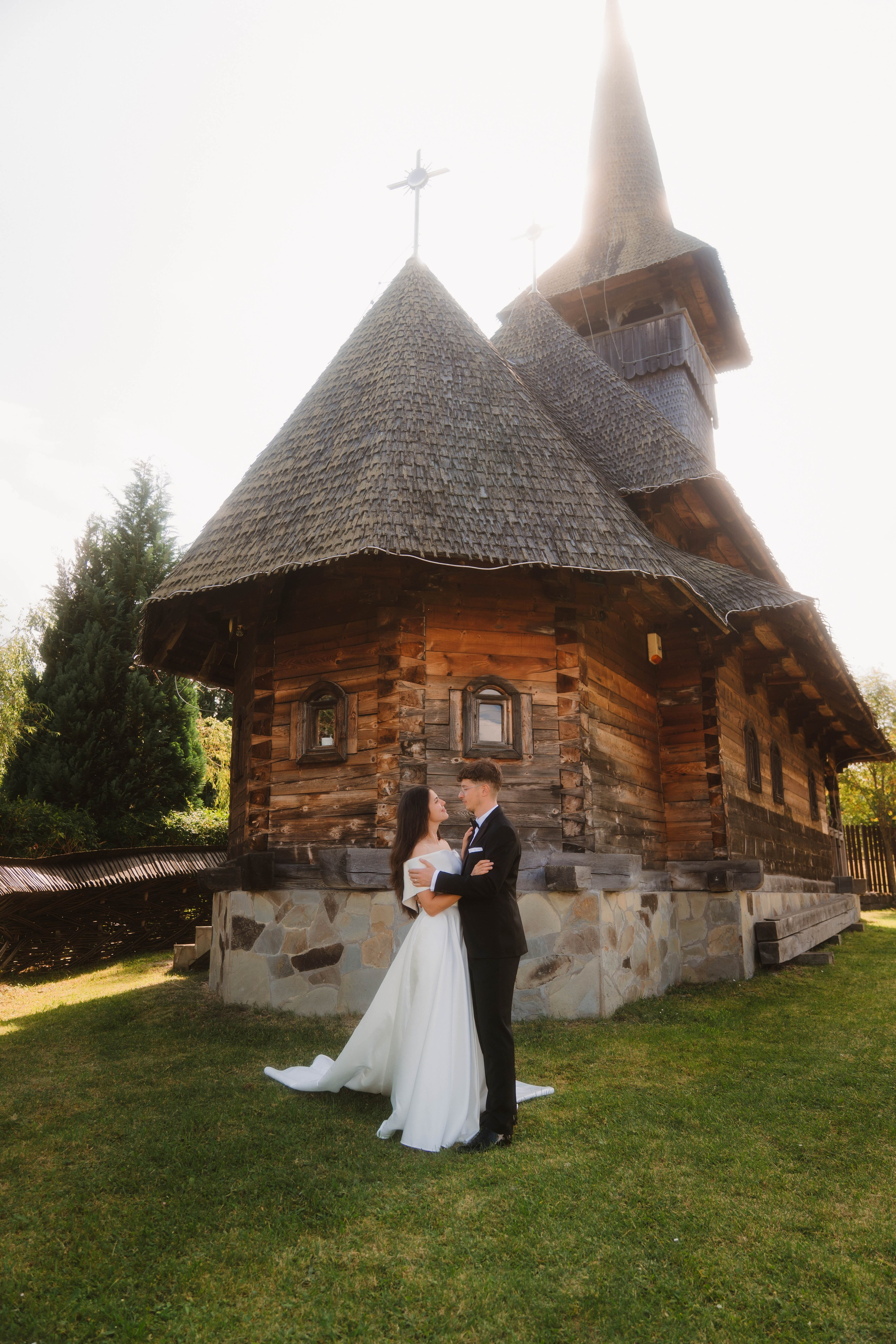 Trash the dress- Ana & Geo. LUMEO by Theodora Moiceanu