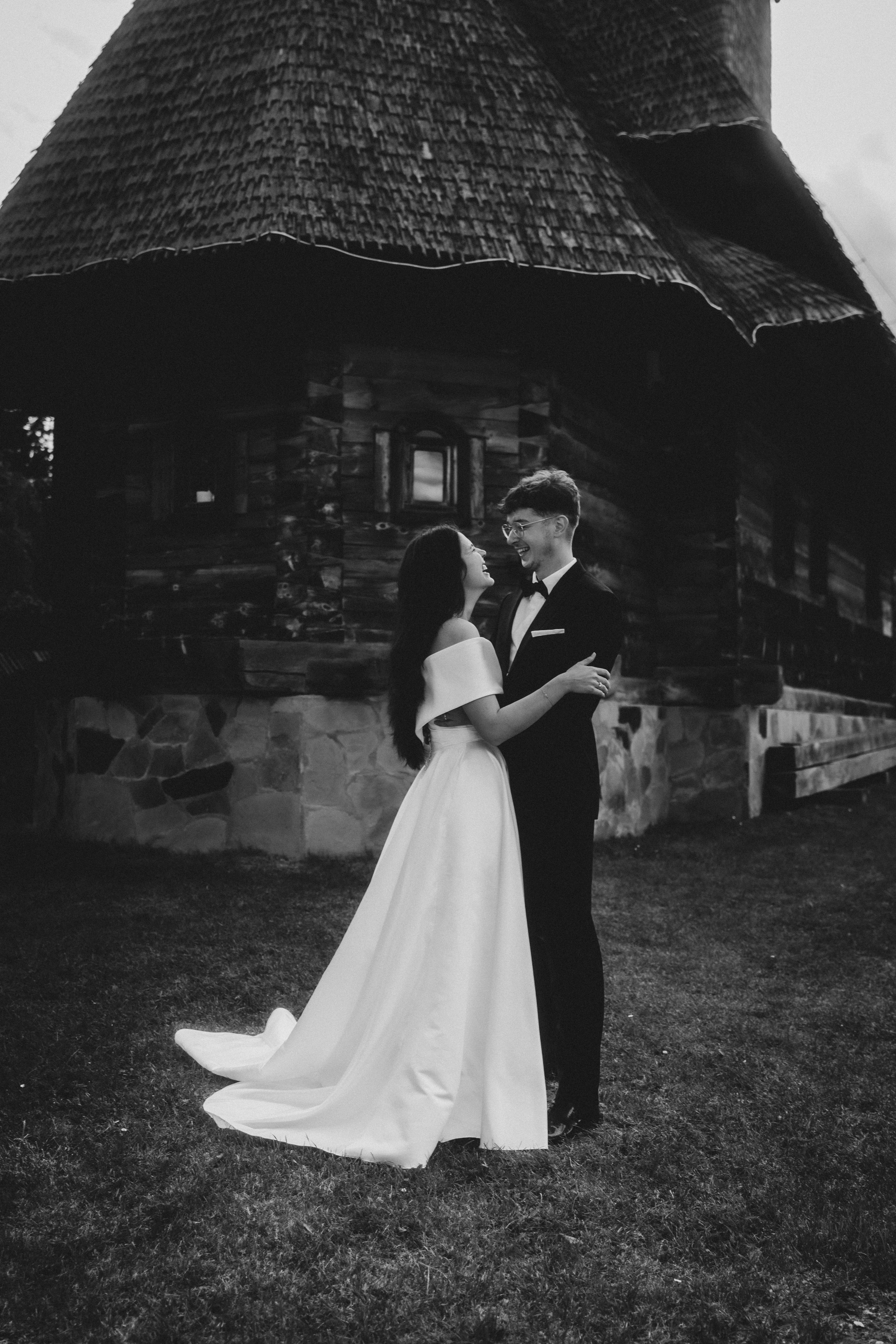 Trash the dress- Ana & Geo. LUMEO by Theodora Moiceanu
