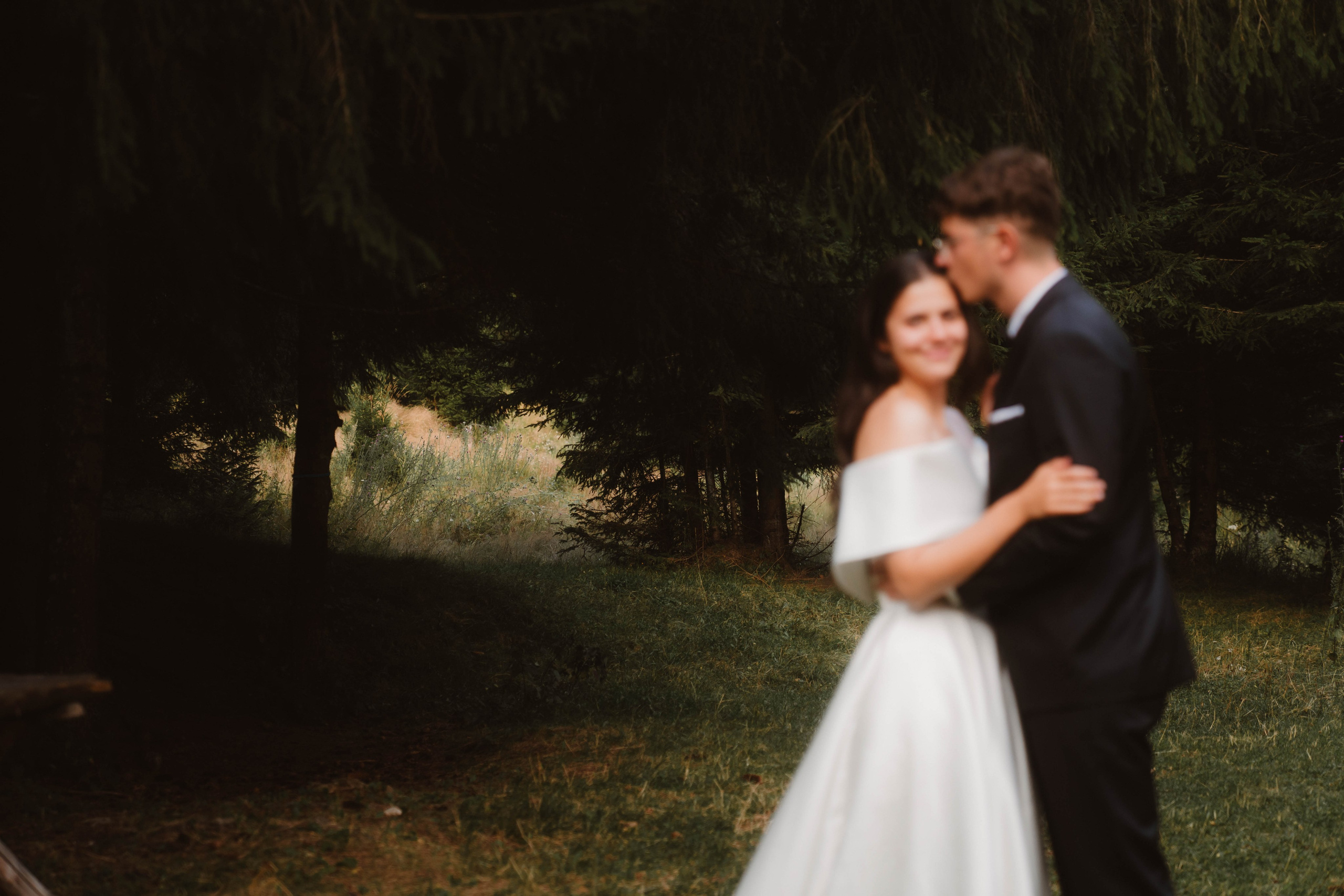 Trash the dress- Ana & Geo. LUMEO by Theodora Moiceanu