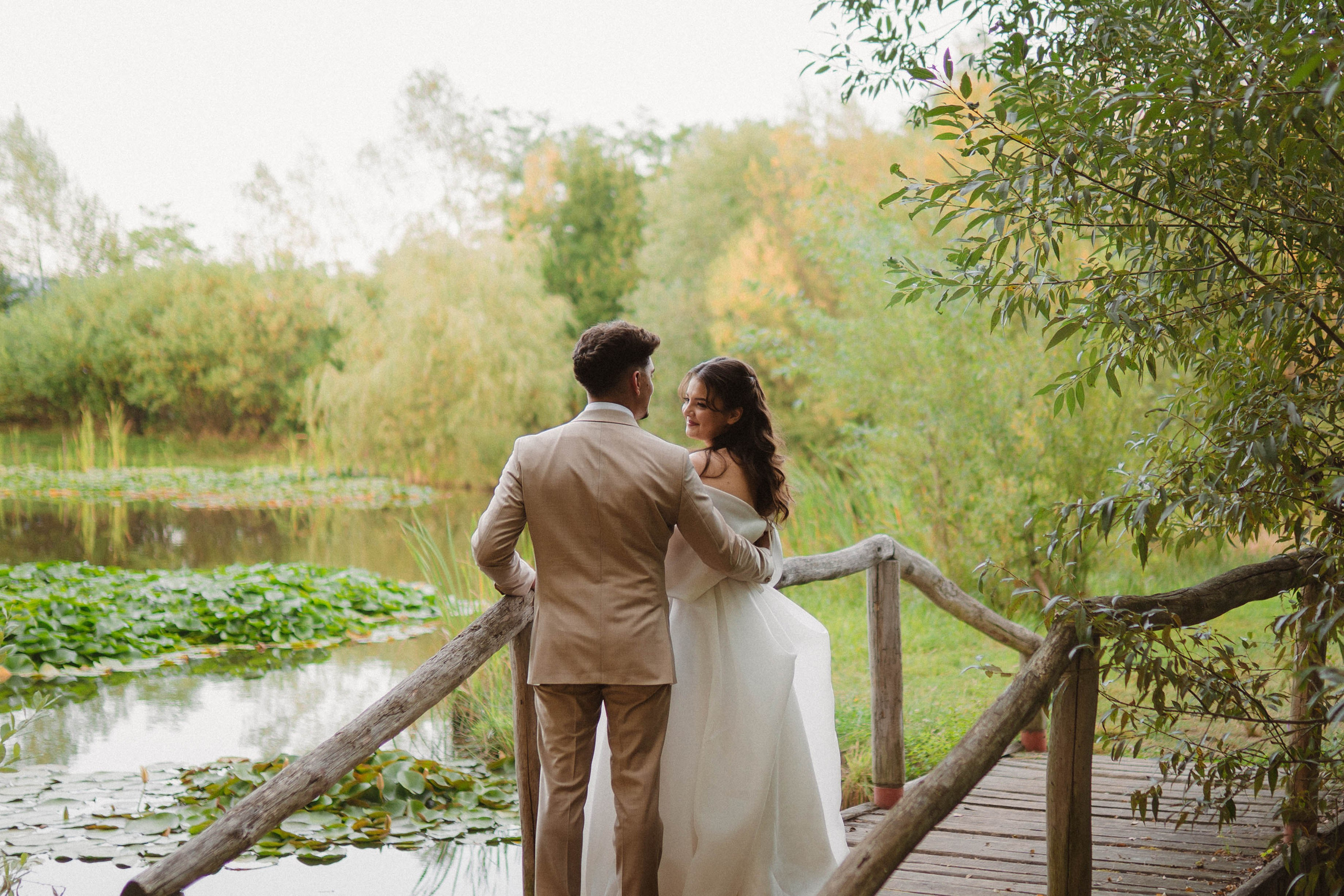 Carmina & Andi. LUMEO by Theodora Moiceanu