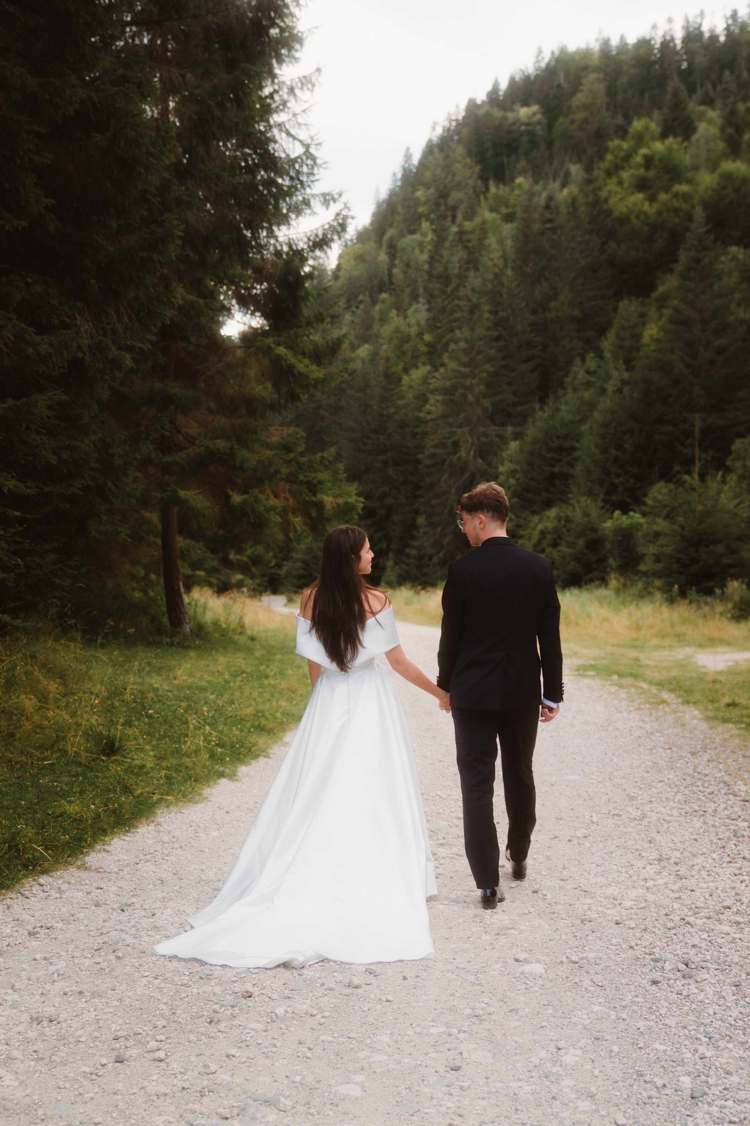 Trash the dress- Ana & Geo. LUMEO by Theodora Moiceanu