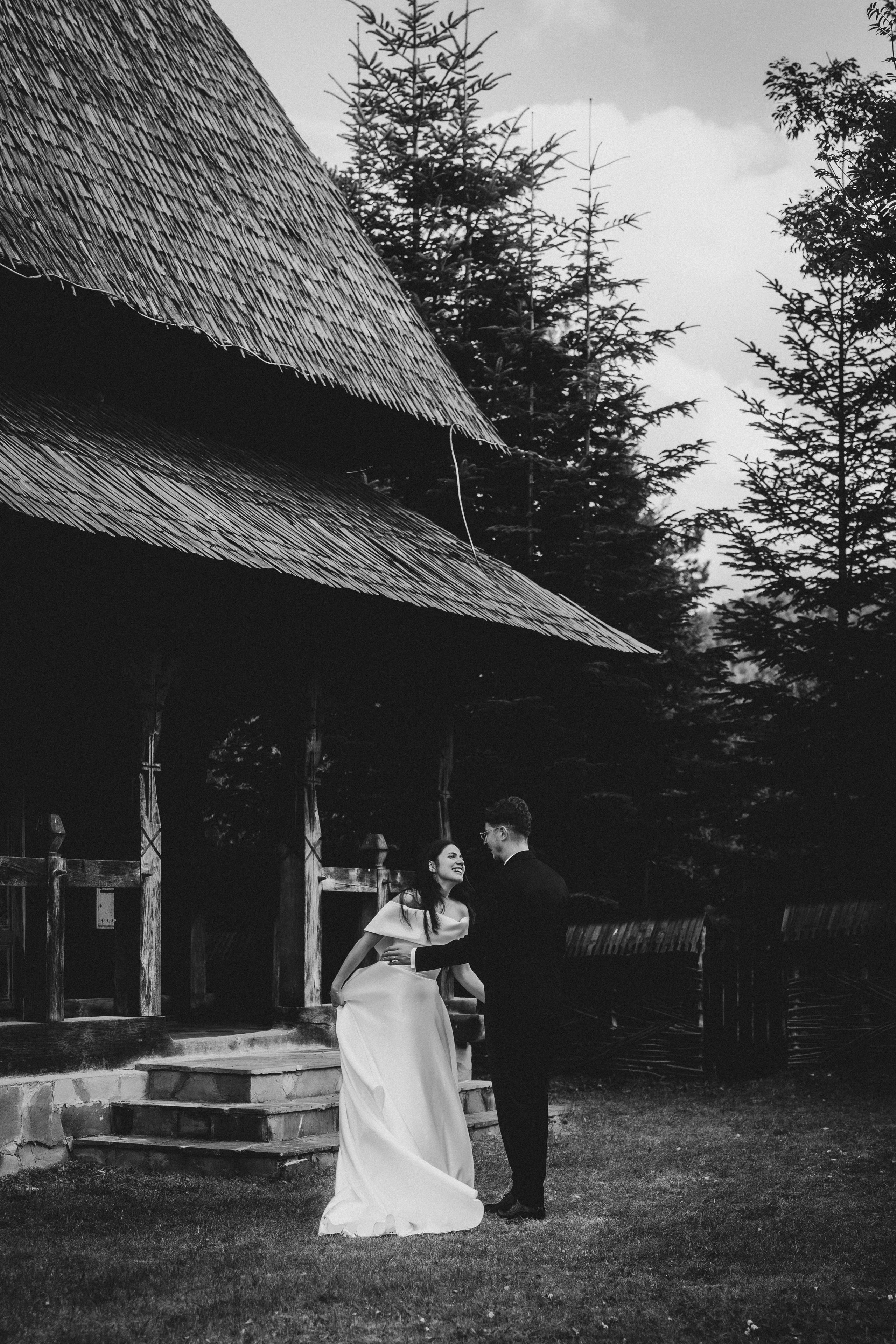 Trash the dress- Ana & Geo. LUMEO by Theodora Moiceanu