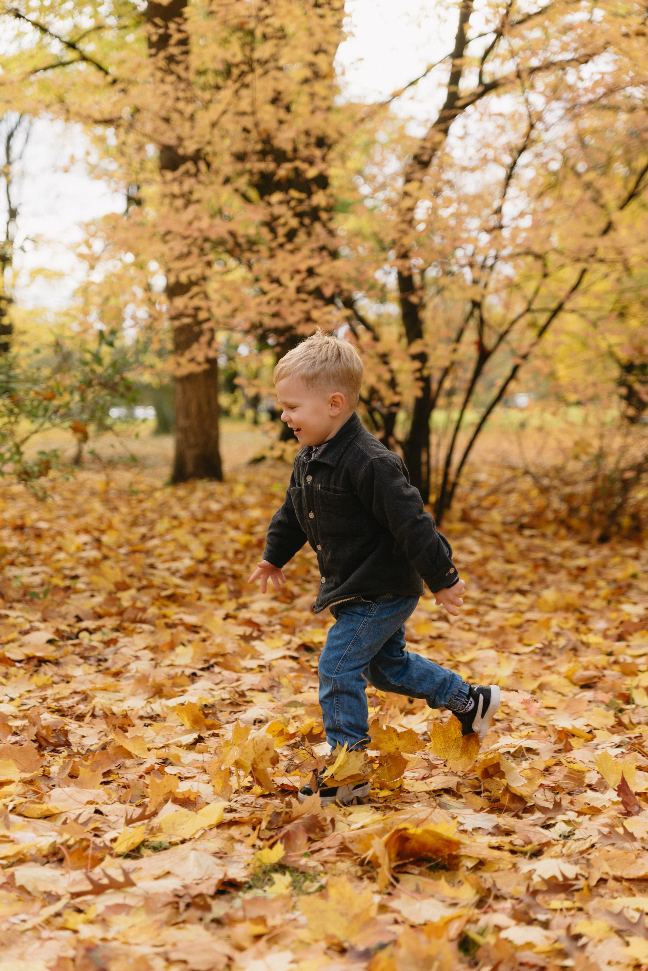 Sesja rodzinna Hanna, Vlad & Matvei. Eugene Save – Fotograf Ślubny i Rodzinny | Warszawa i Cała Polska