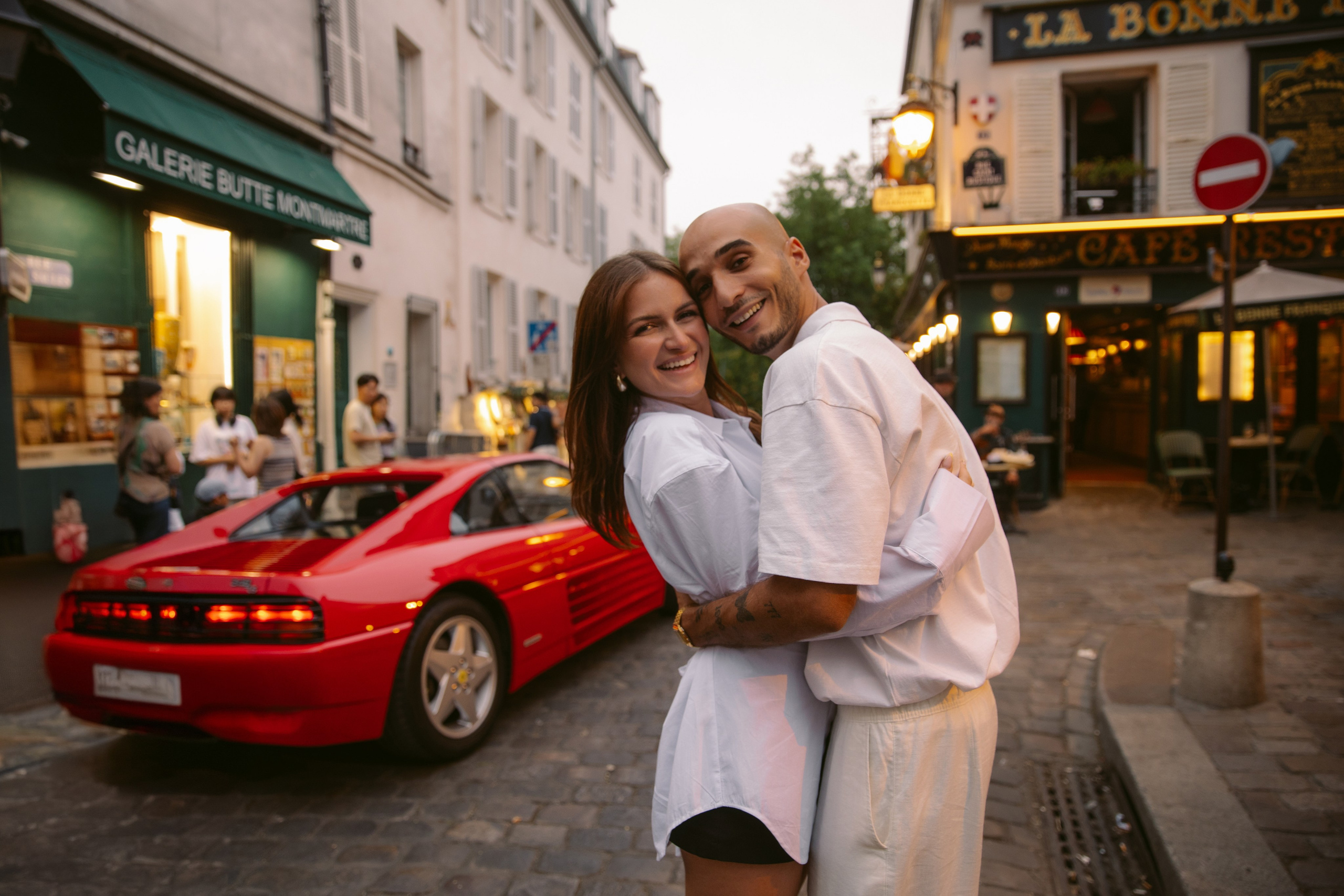 Tim & Pauline — A Parisian Stroll Photoshoot. Свадебный фотограф в Париже