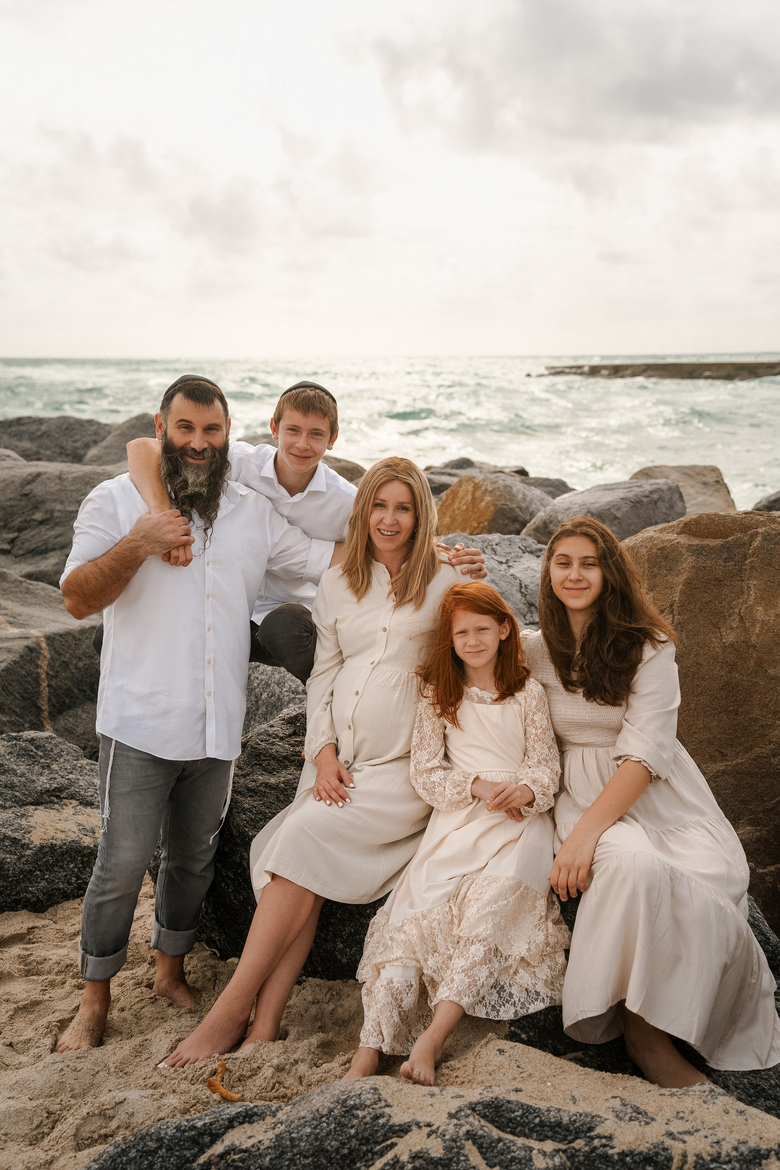 Gur’s Family. Main