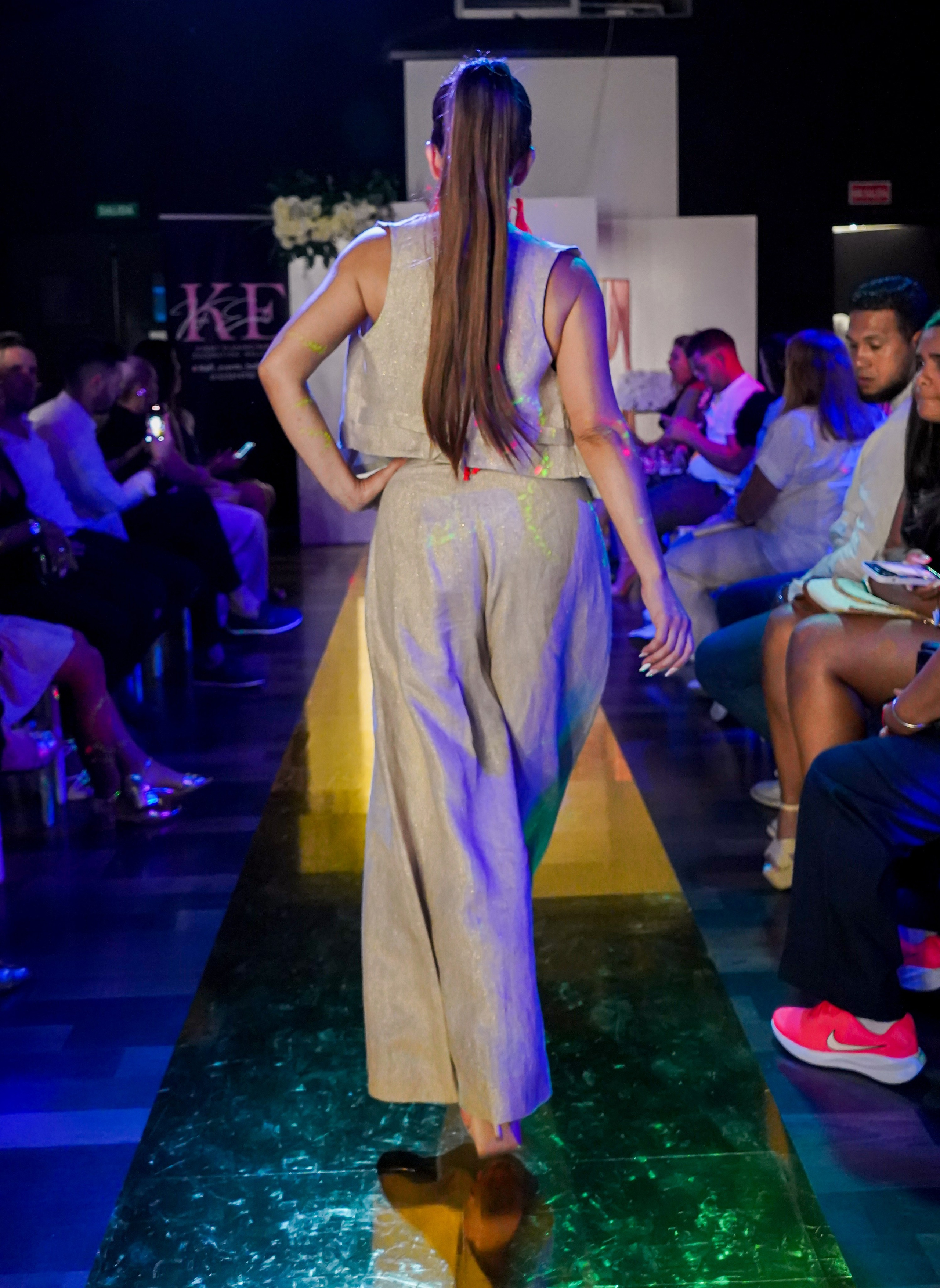 Pasarela Casa de Reinas. Photographer Picselen shots