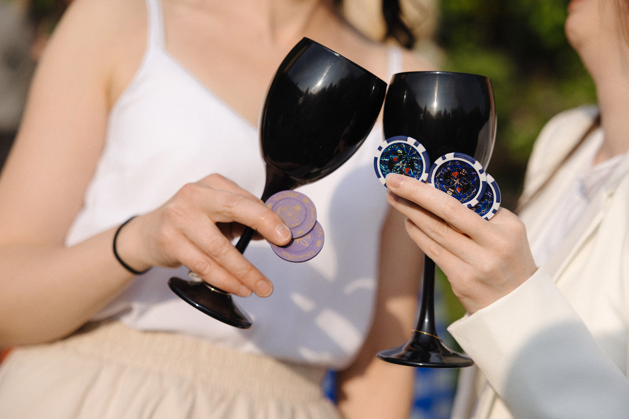 Летний день рождения в итальянском стиле — атмосферная съёмка праздника. Евгений Тимофеев | Свадебный и контент-фотограф и видеограф в Риге