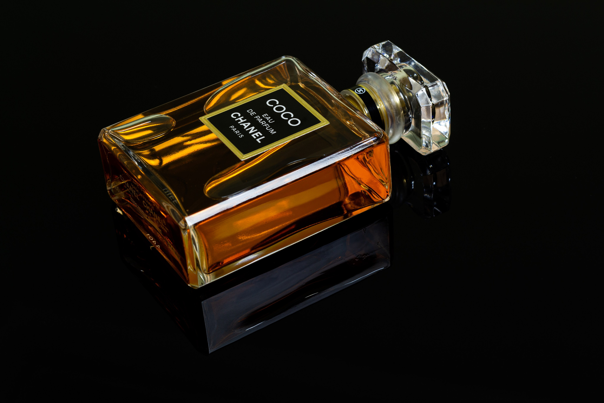 Commercial. Fotografie, fotografie nuntă, fotografie comercială