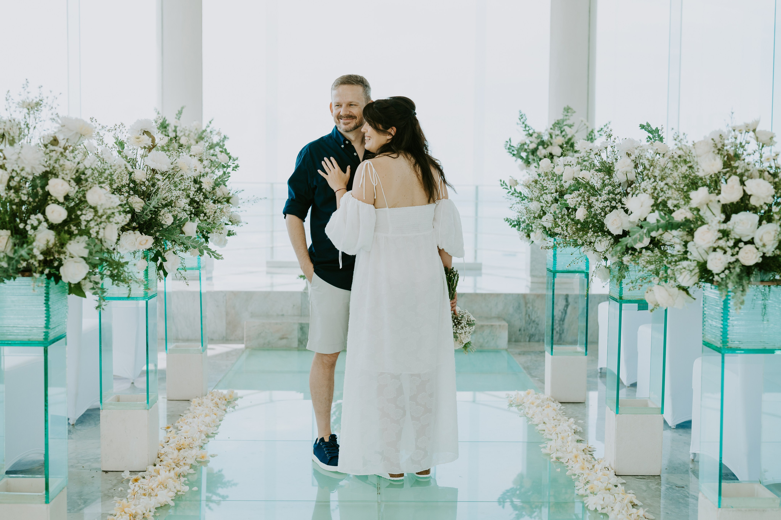 BOGLARKA & STEFFAN. Female Photographer in Bali