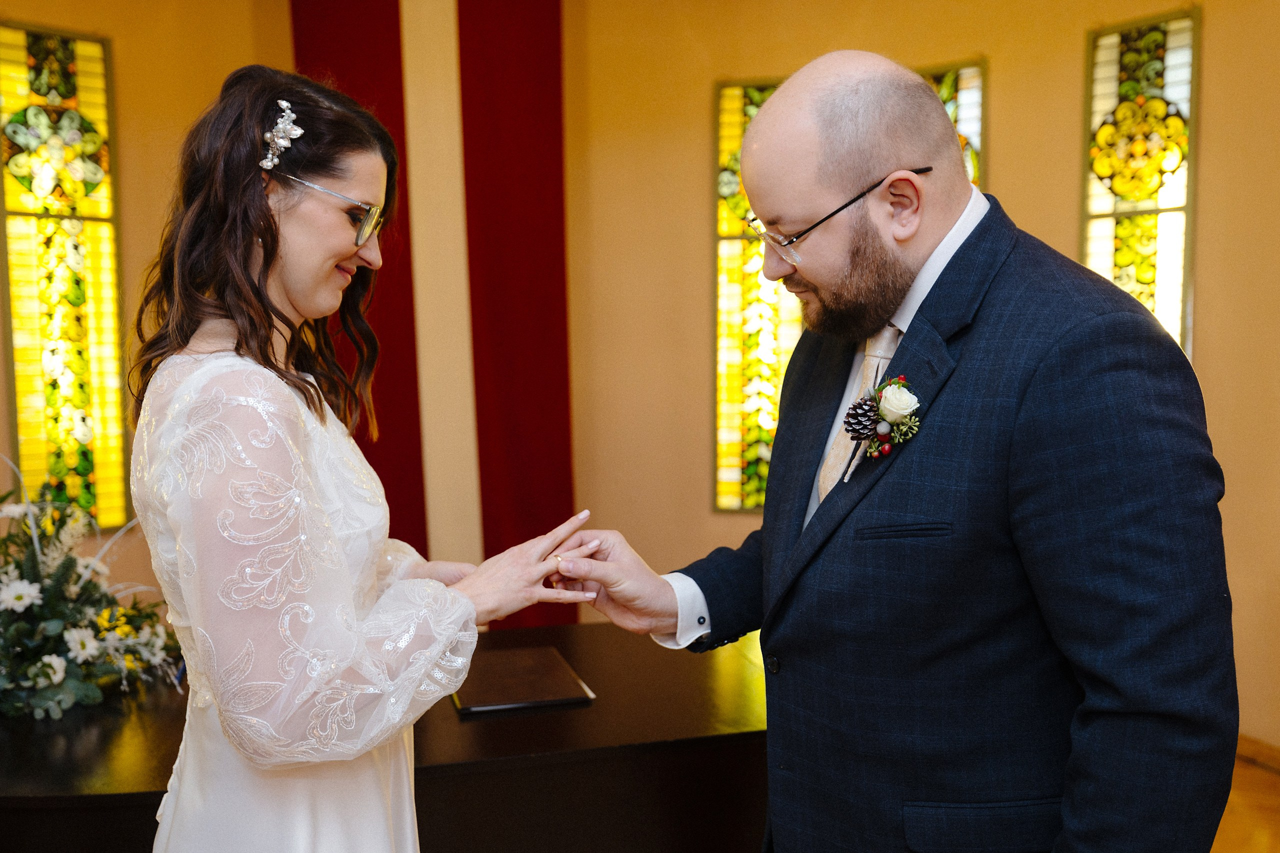 Зимняя свадебная фотосессия в музее искусств. Евгений Тимофеев | Свадебный и контент-фотограф и видеограф в Риге