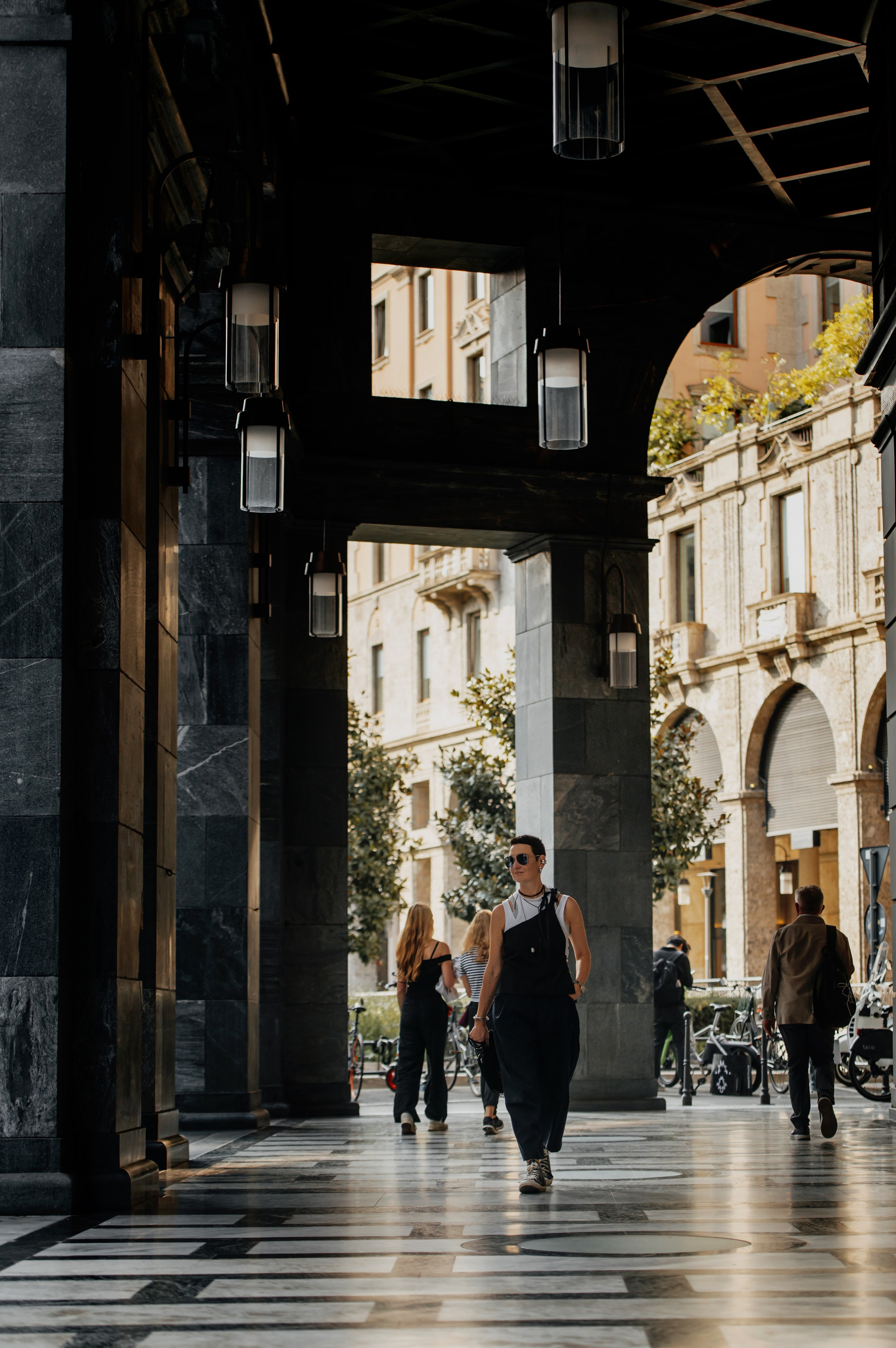 Milan, Autumn 🍂, Julia. Wedding photographer from Moldova Alexey Chipchiu