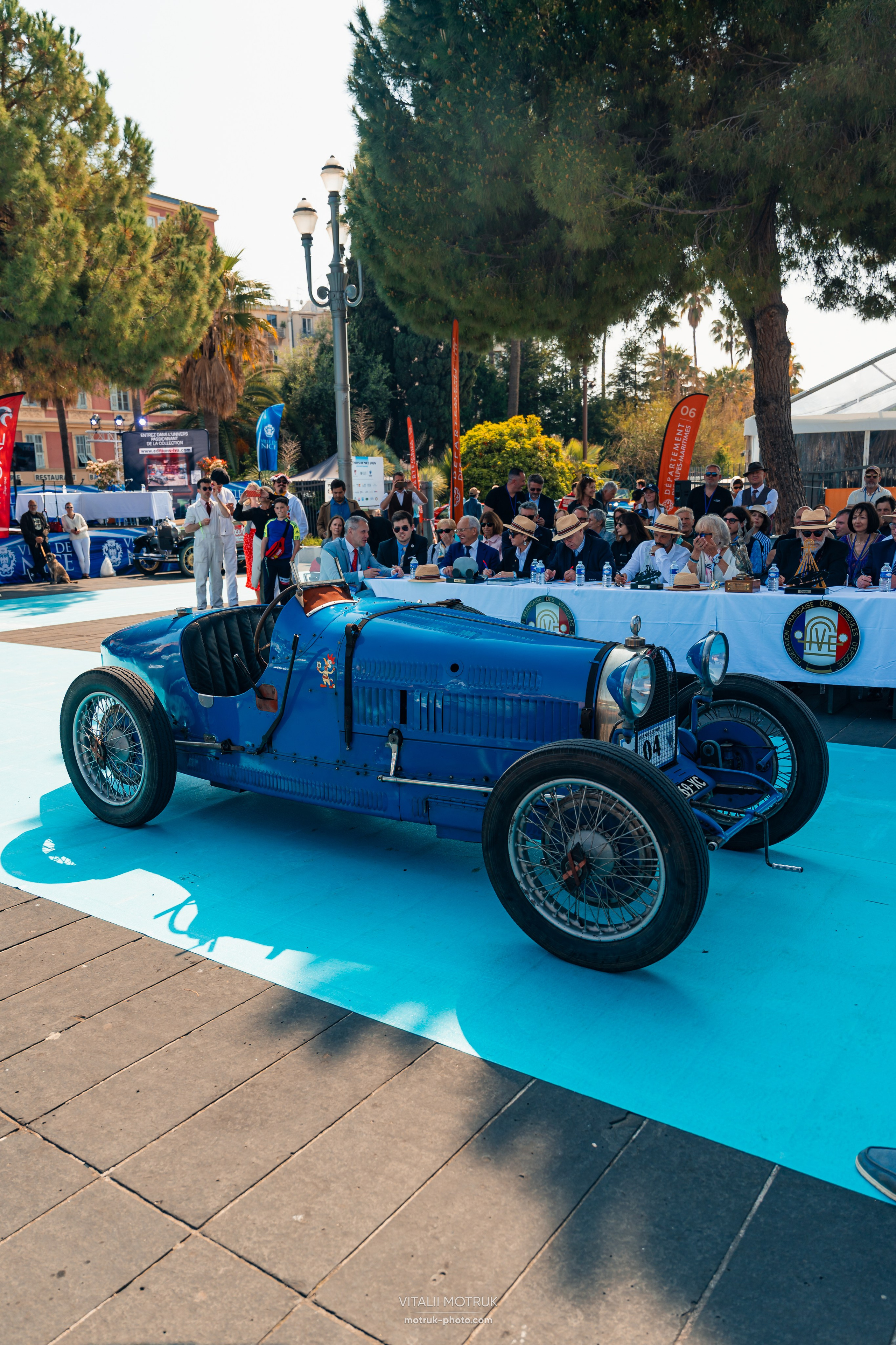 Legends de Nice. Photographe de voitures à Paris — Vitalii Motruk
