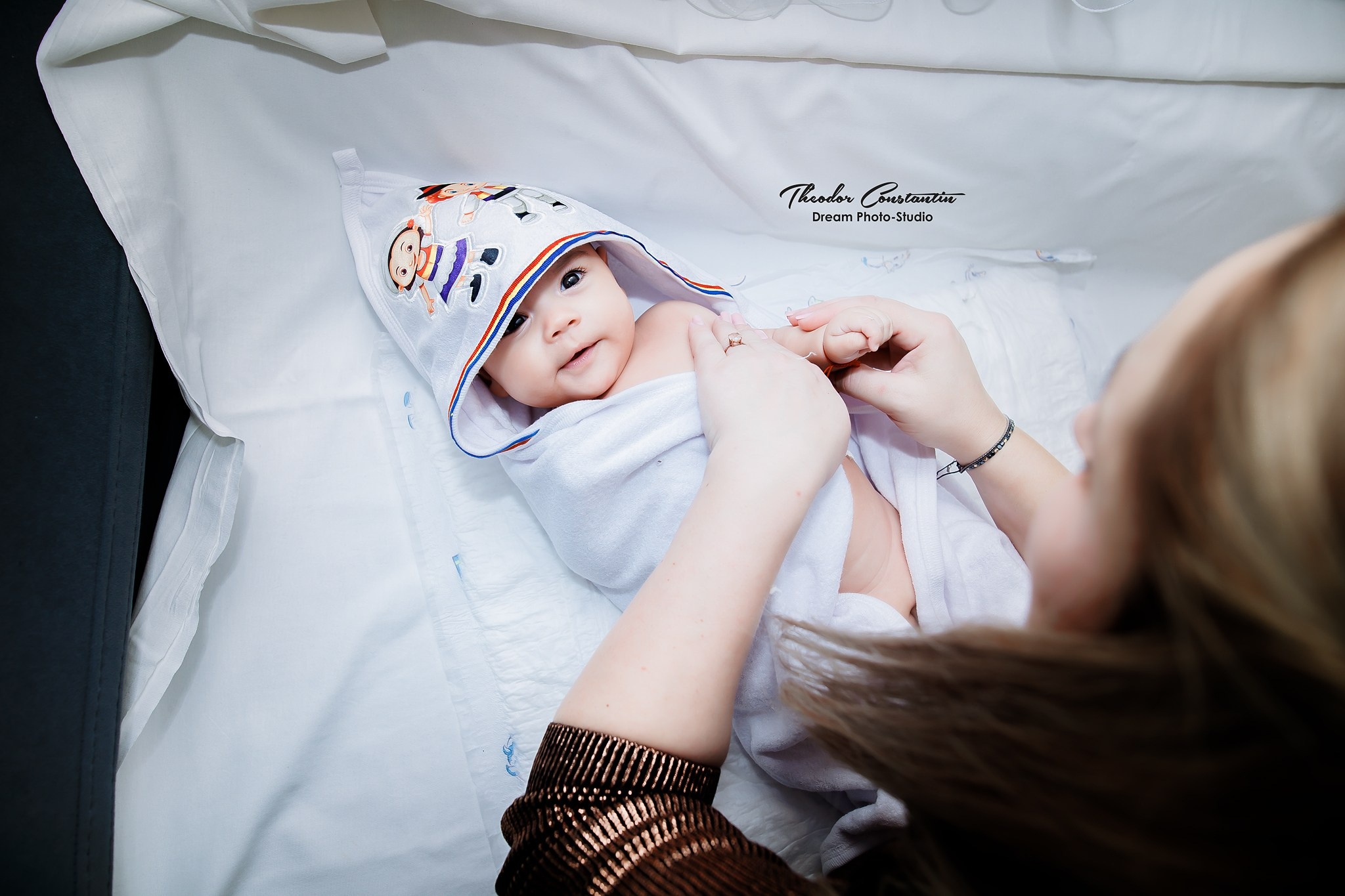 Botez. Dream Studio Galați – ședințe foto profesionale pentru familie, portrete și evenimente