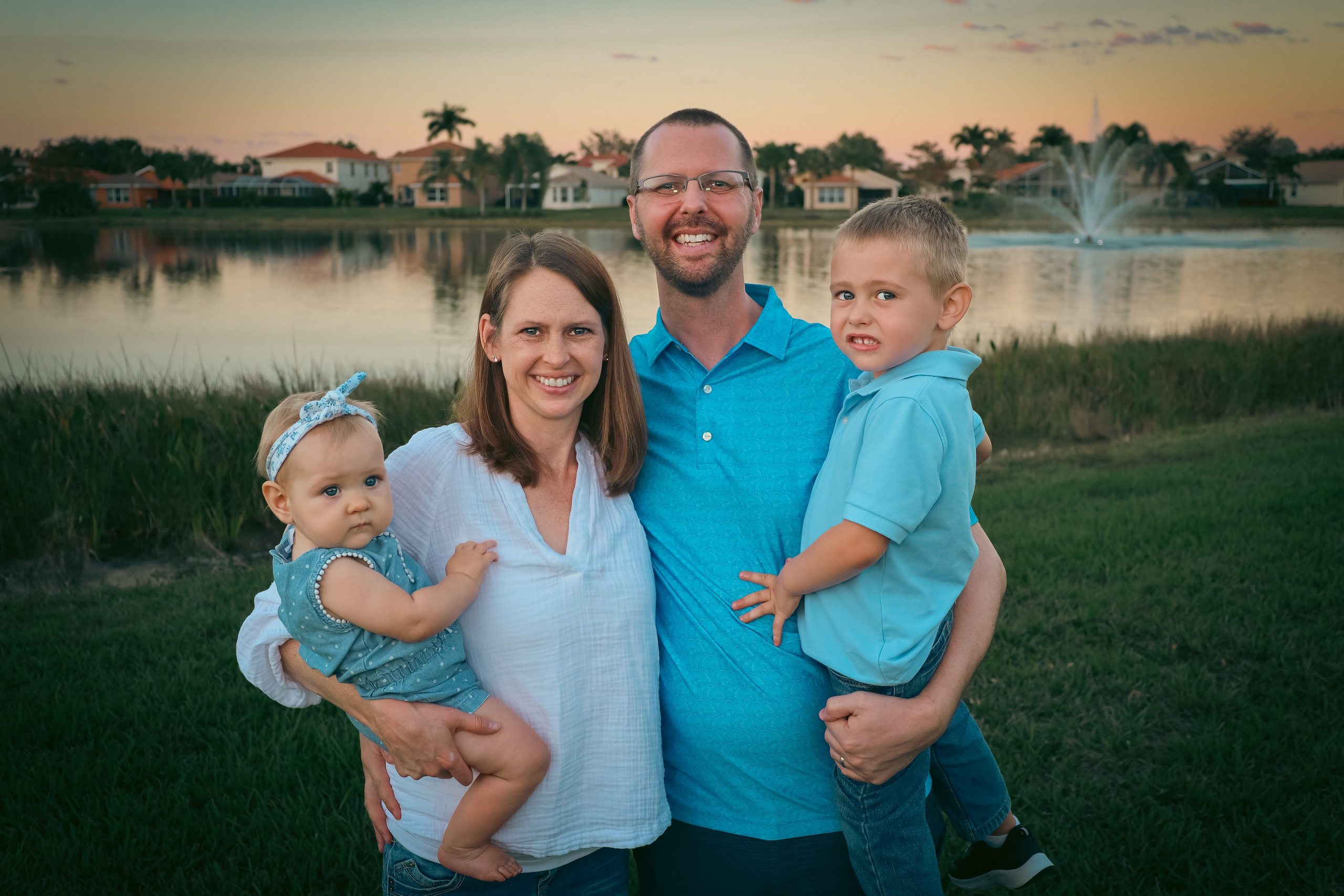 Family Photo Sample D. Out and About 239