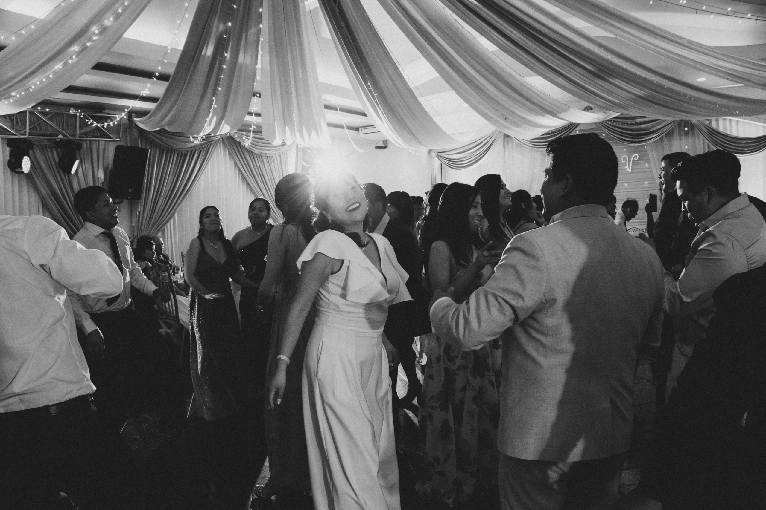 VANESSA + FRANKLIN BODA RELIGIOSA. Studio KVTA | Fotografía y Video de Bodas en Arequipa
