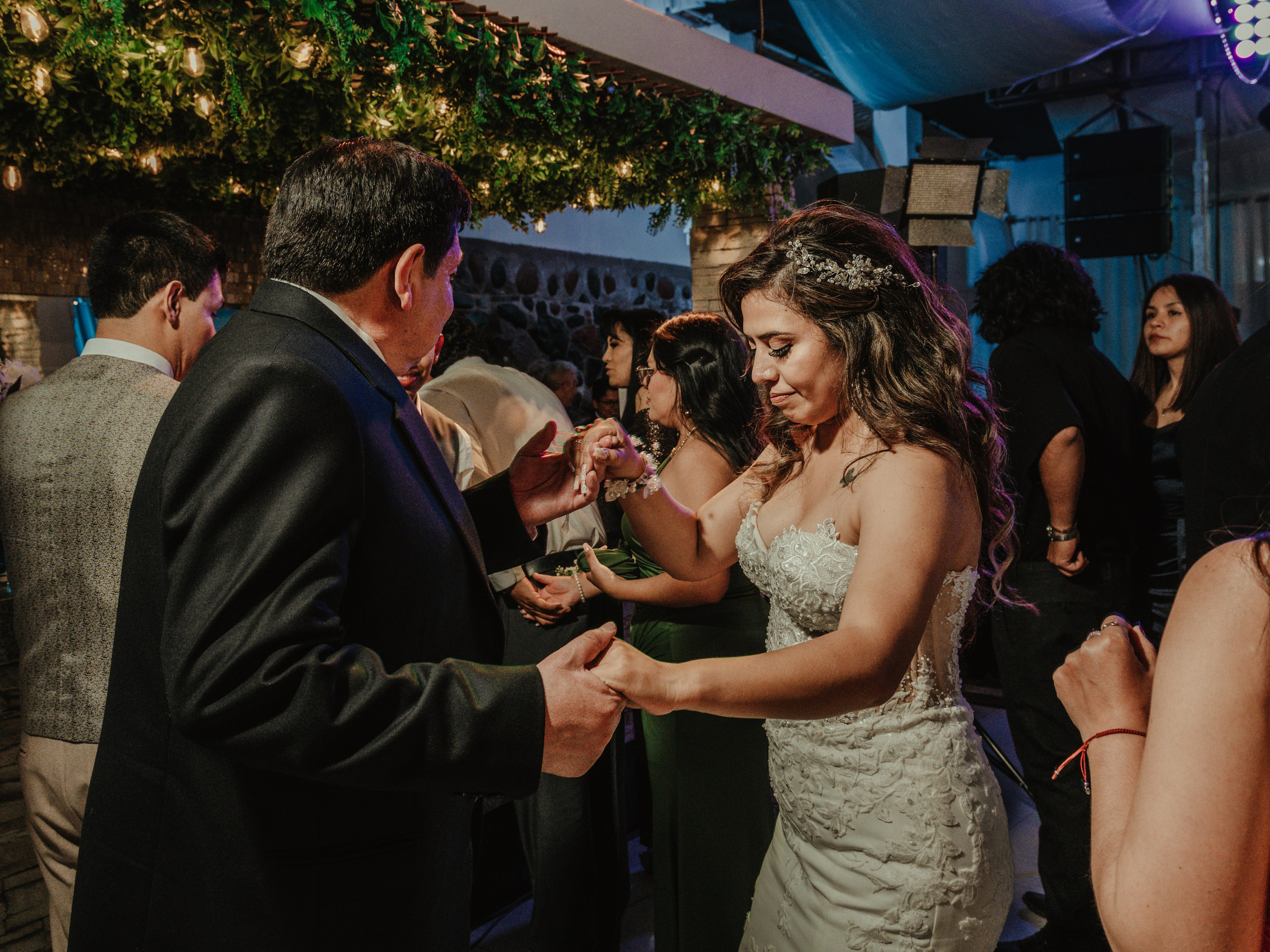 CARLA Y MARIO BODA RELIGIOSA. Studio KVTA | Fotografía y Video de Bodas en Arequipa