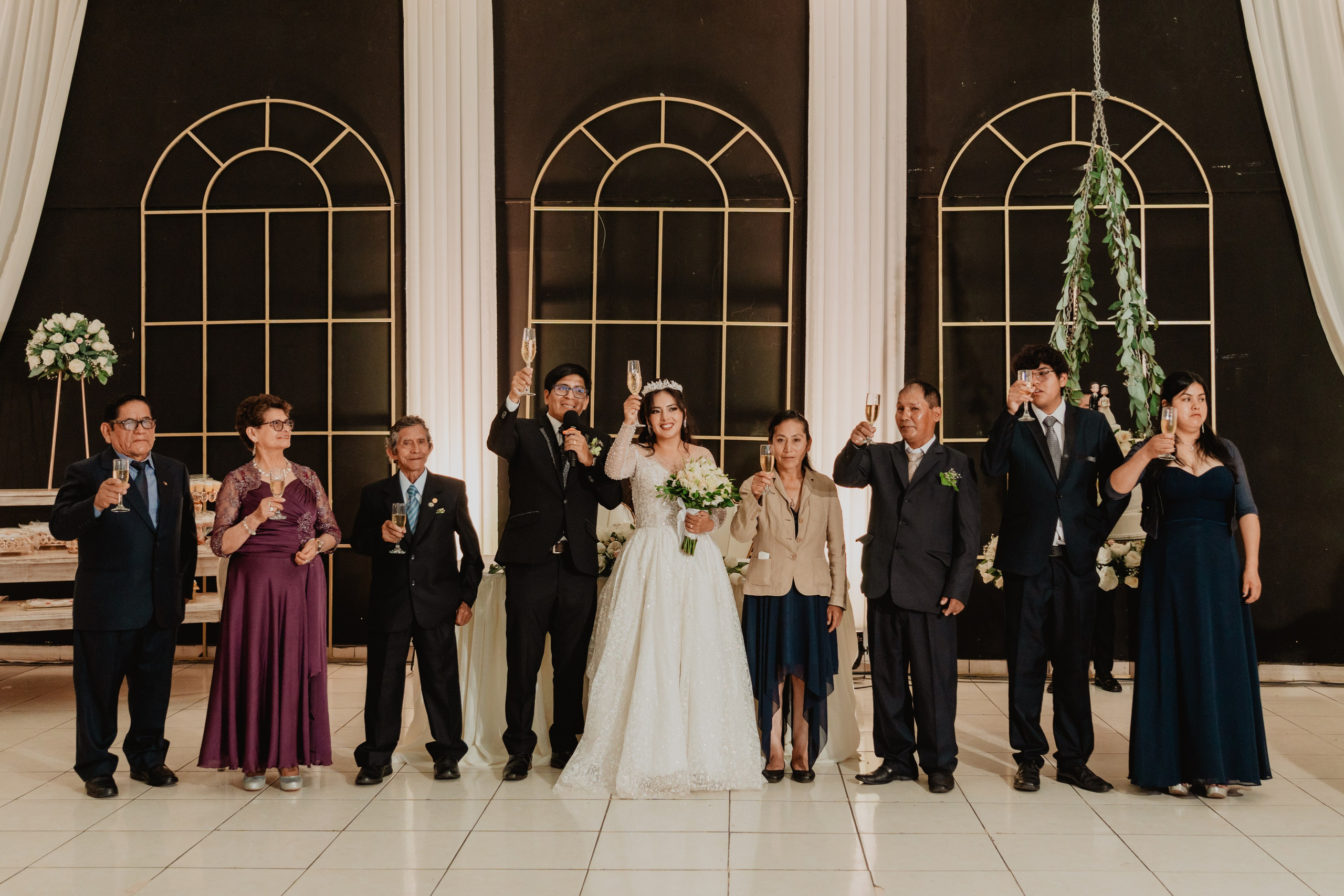 FERNANDO + MARIBEL | BODA RELIGIOSA. Studio KVTA | Fotografía y Video de Bodas en Arequipa