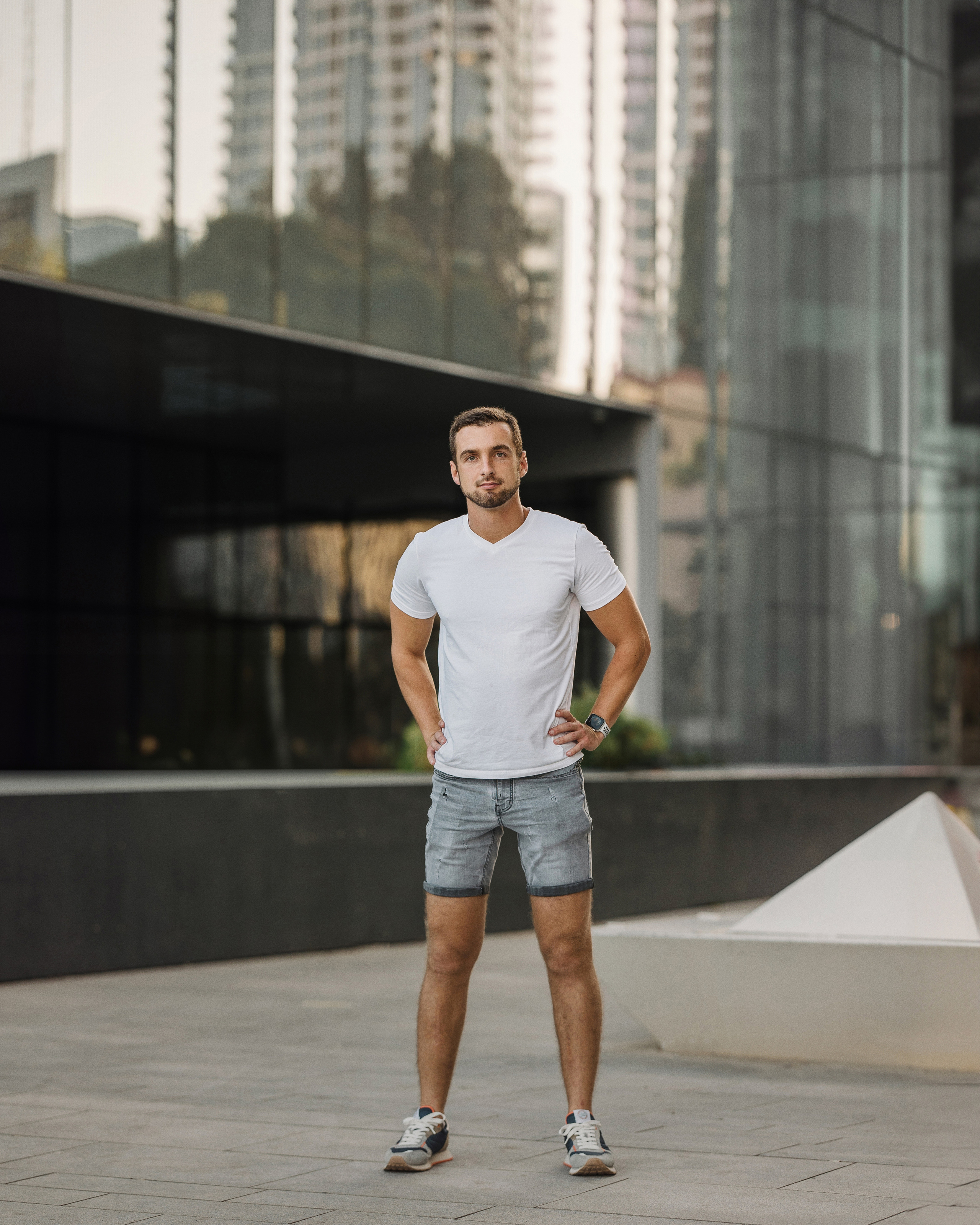 Michael Wolfson. George TLV — Professional photographer and retoucher in Israel