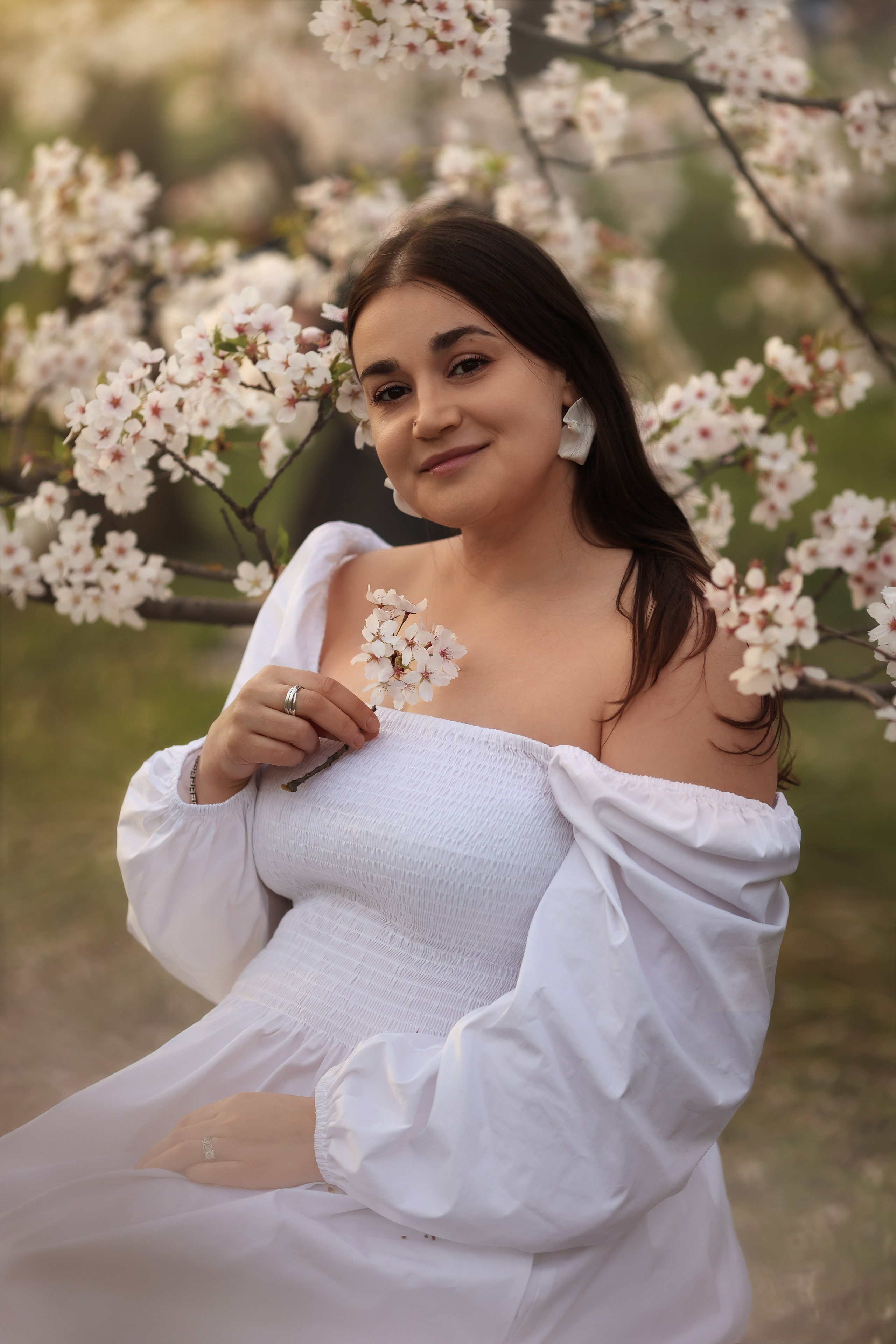 Нежное цветение сакуры. Family photographer in Vilnuis Svetlana Naumova