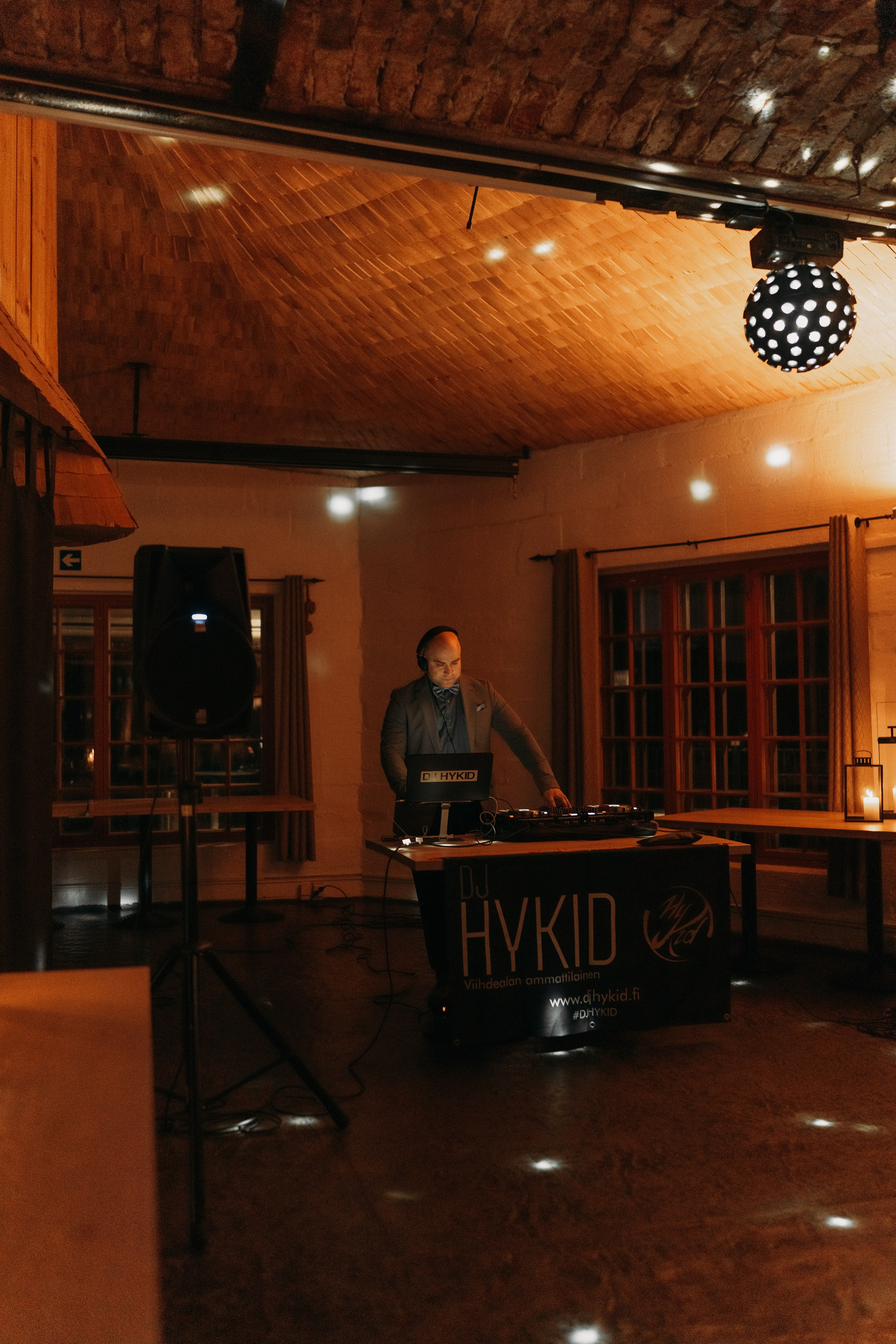 C&A. Wedding and portrait photographer in Helsinki Vickan O