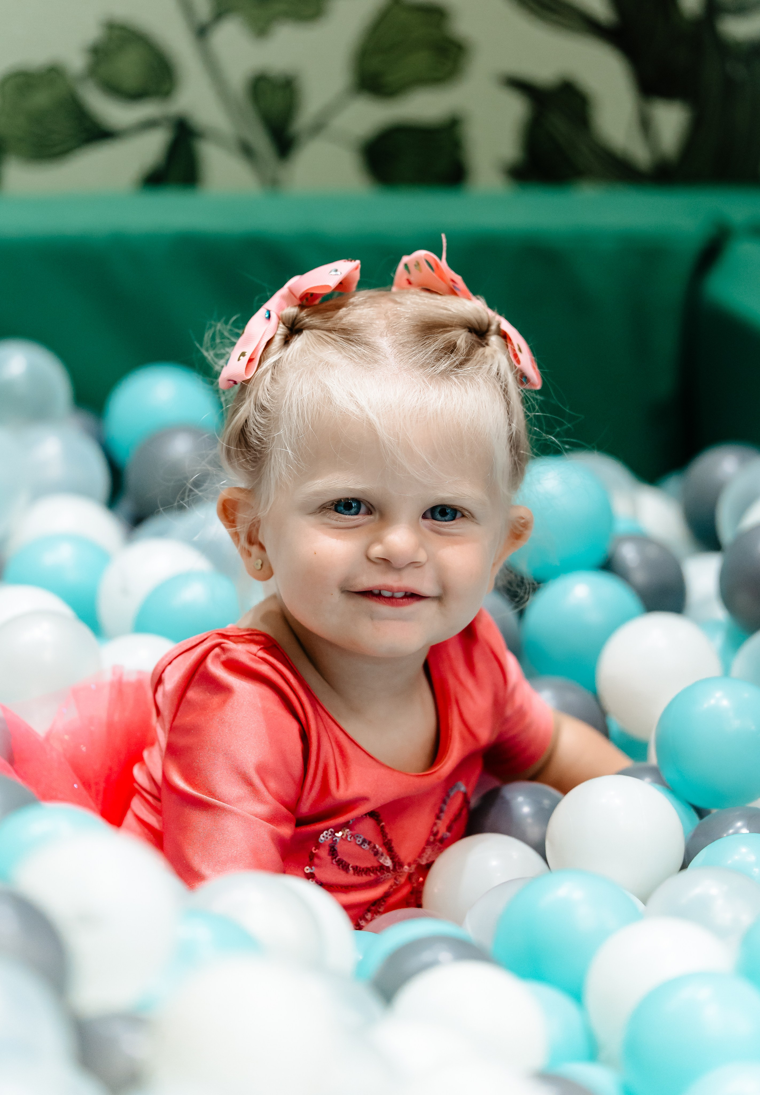 Aniversare Amira. Foto Studio — Fotograf de evenimente, nunti, botezuri, portrete