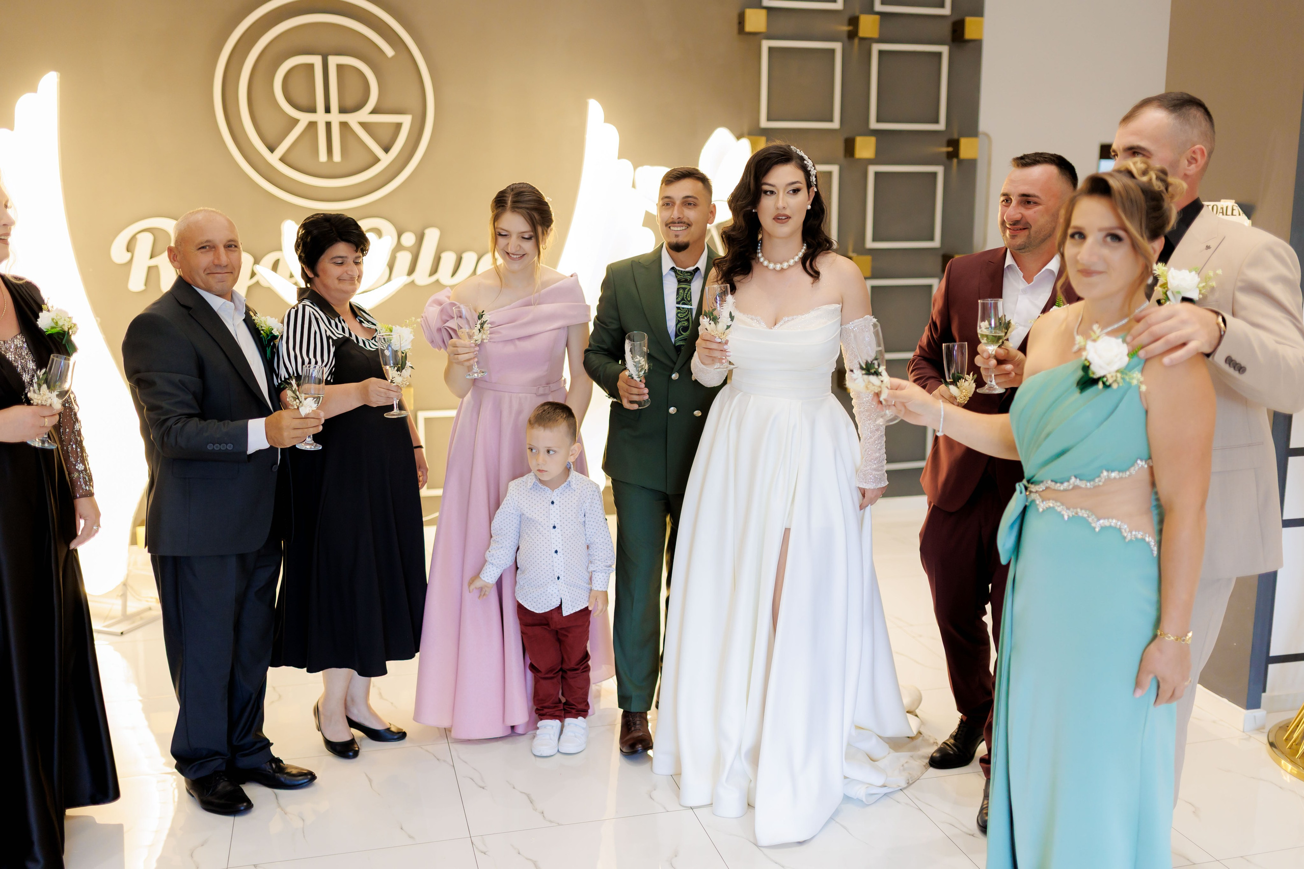 Nunta Nicoleta & Răzvan | Fotografie & Videografie Profesională. Servicii foto-video profesionale, pentru momente de neuitat