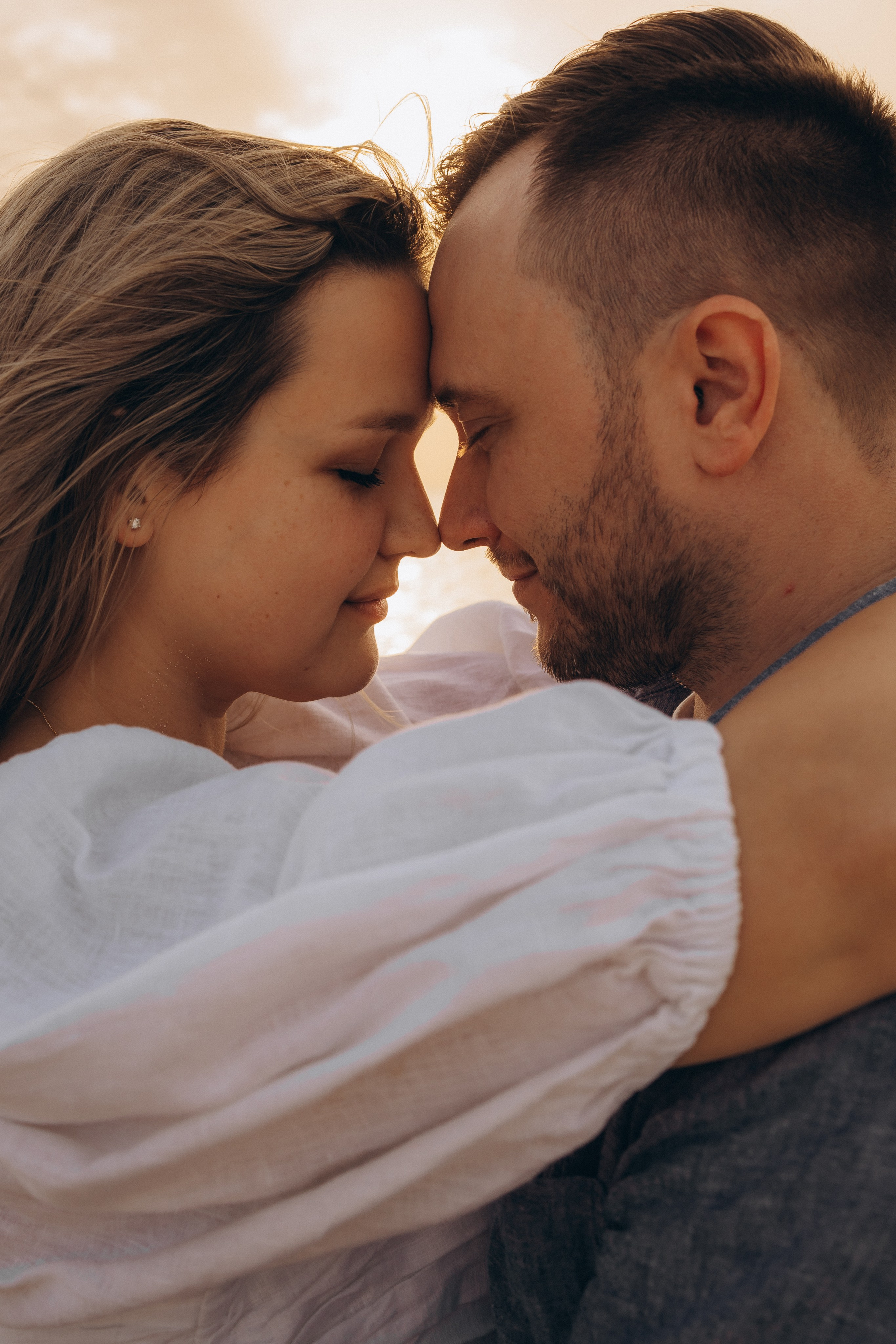 Golden hour family. Birth, Family, Newborn photographer in Dubai| Eliza Baitikova