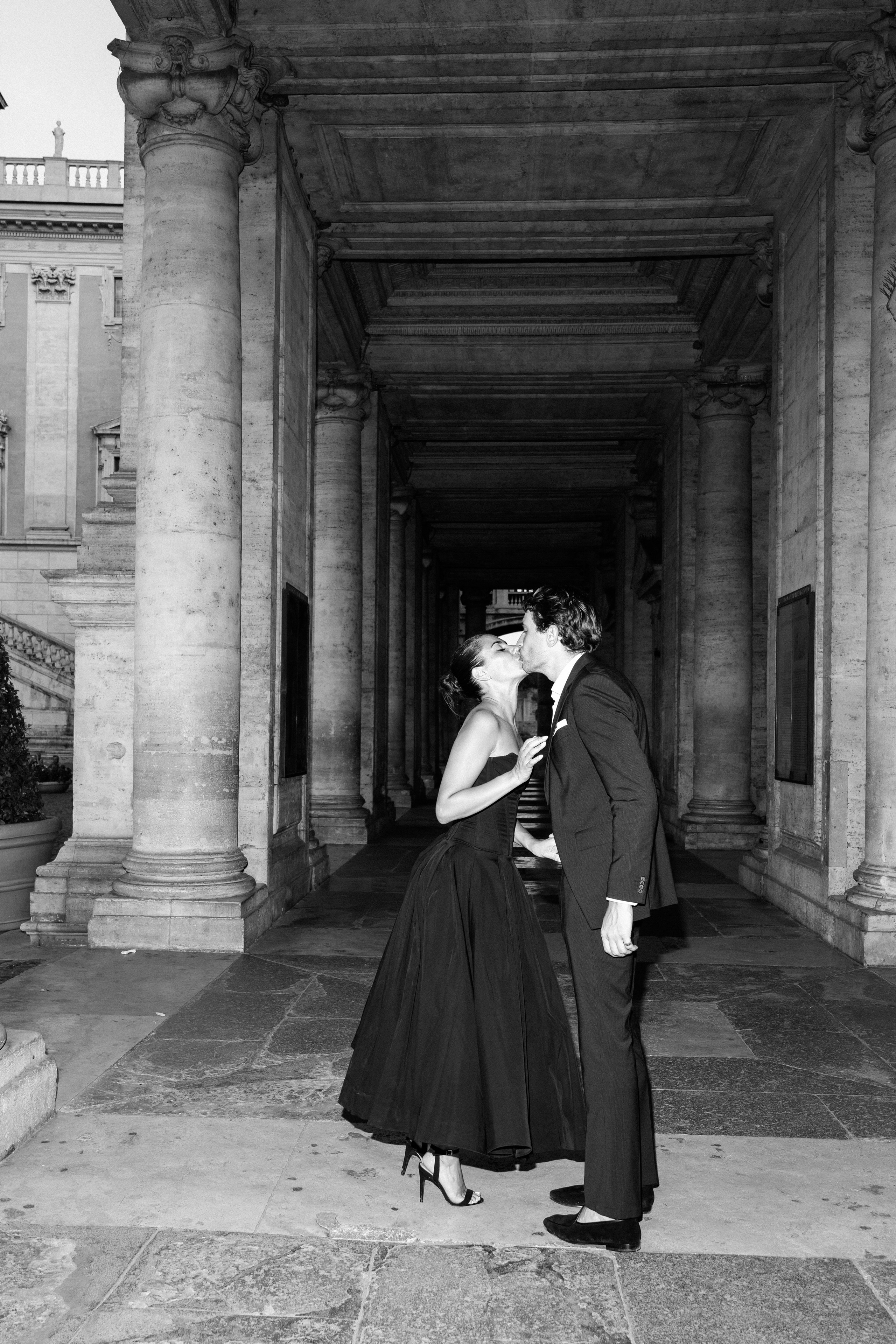 Wedding photographer Italy Rome, Tuscany, Lake Como, Sicily, Puglia. Wedding Photographer Rome Tuscany Como Sicily Puglia Amalfy Italy- Oksana Savenchuk