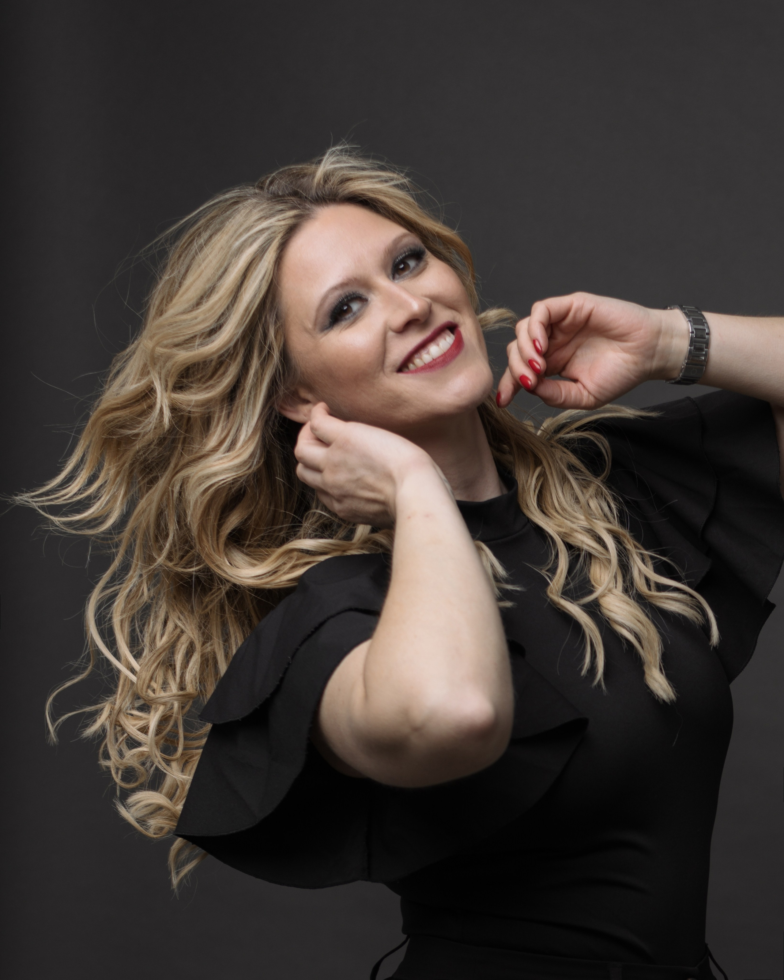 MAURA. Anastasiia Antoniuk portrait, family and couple photographer, Portugal