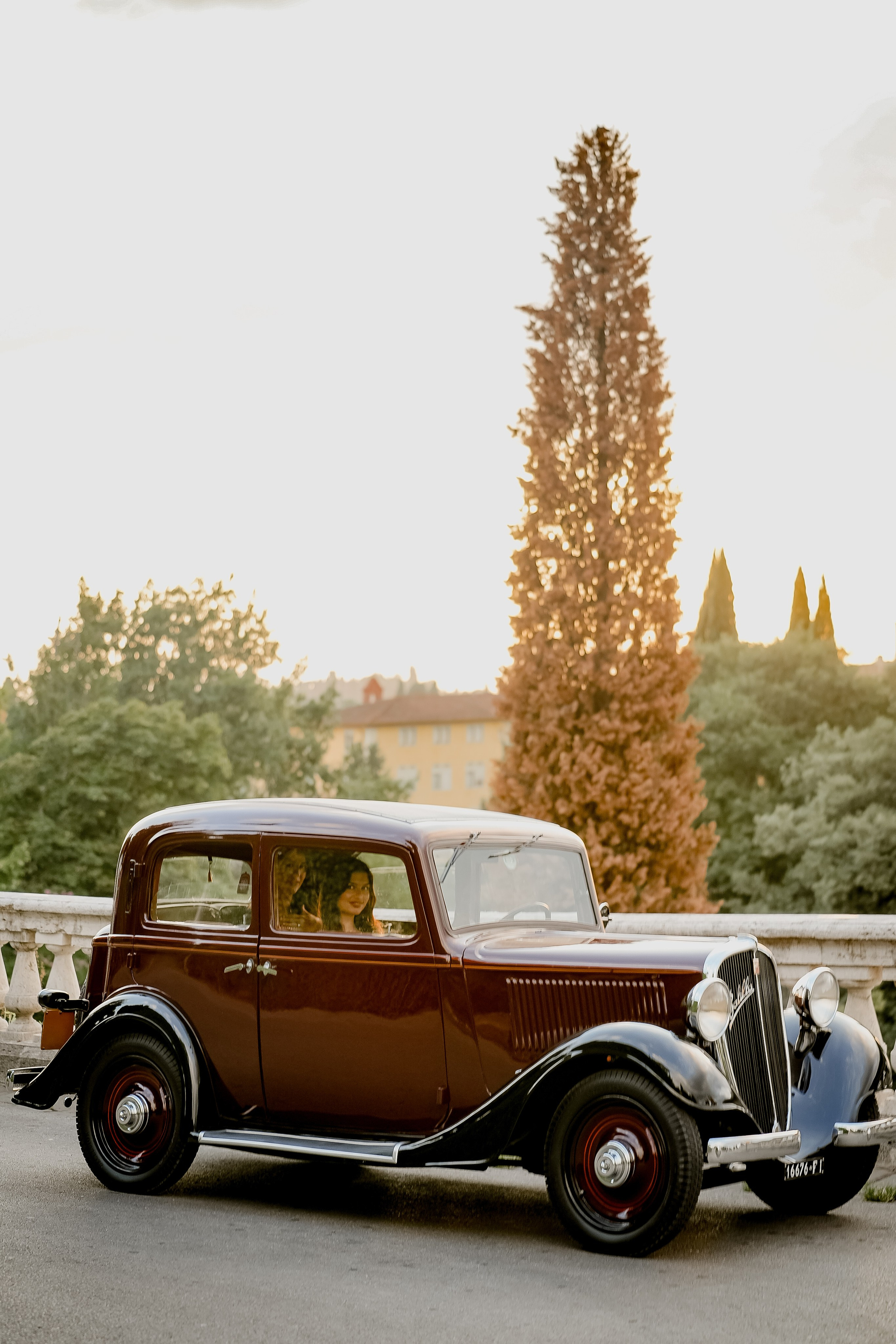 Family Photoshoot. Wedding Photographer in Italy