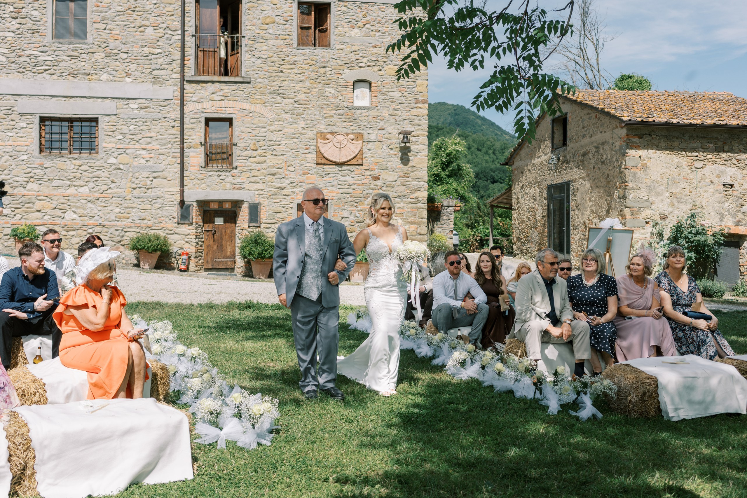 Hannah & Sam, Tuscany, II Poggio alle Ville. StudioHappyMoment — Fine Art Wedding Photographer in Italy, France, Spain & Finland