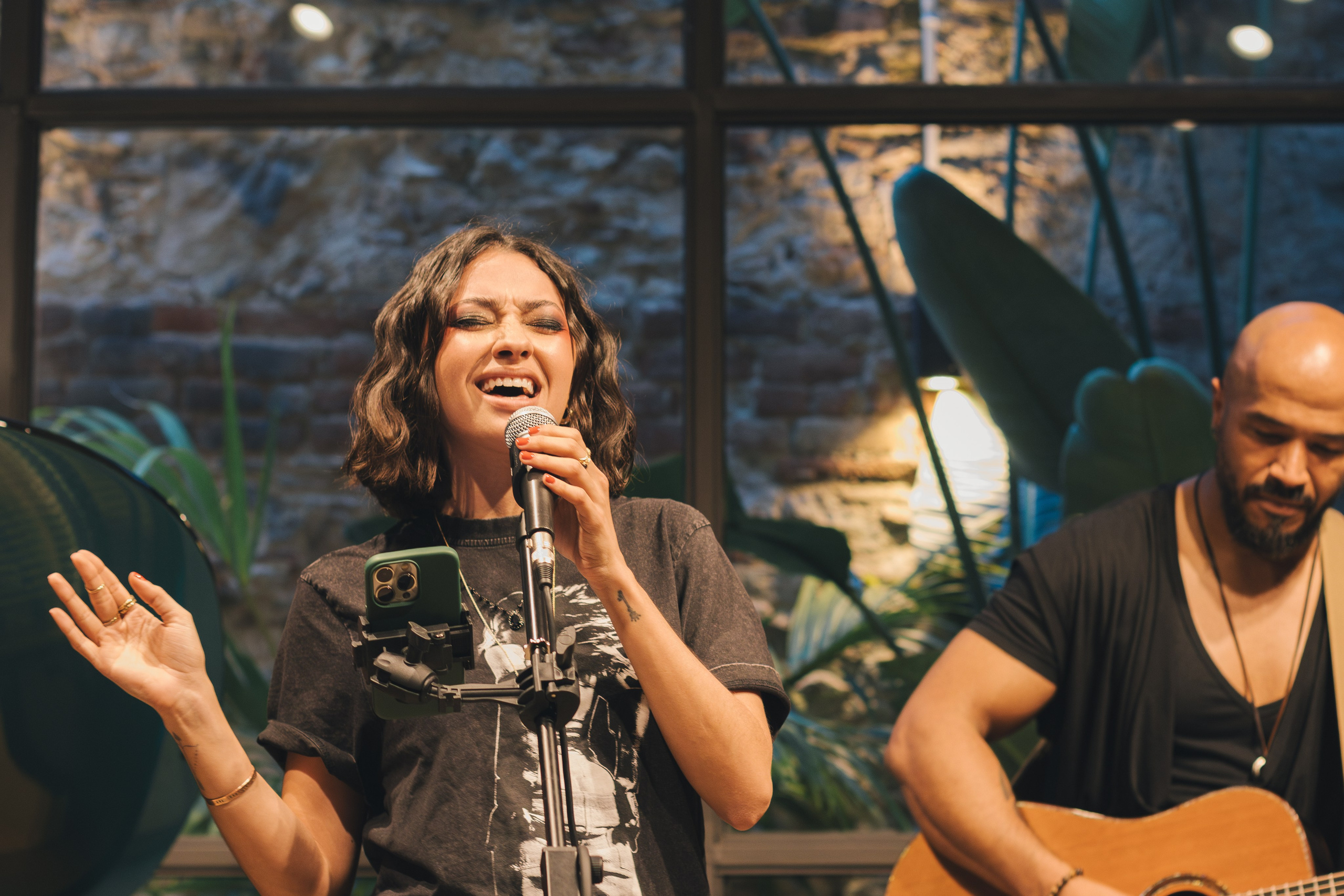 Neslive Music, Barcelona. Alexandra Uzianova — photo and video content in Barcelona