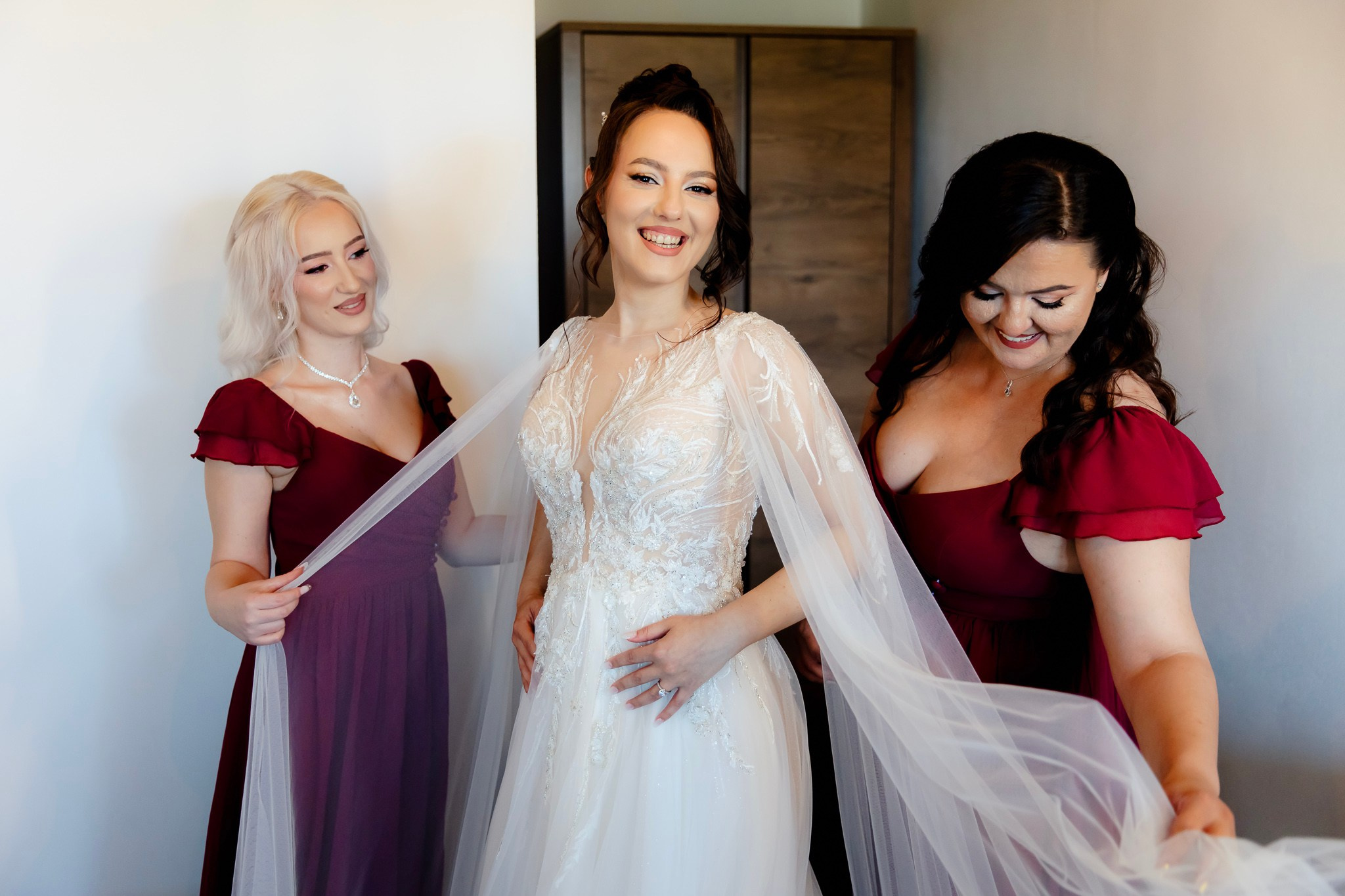 Ioana & Ionuț | Nuntă de poveste la Păstrăvăria Poiana din Mălini județul Suceava. Servicii foto-video profesionale, pentru momente de neuitat