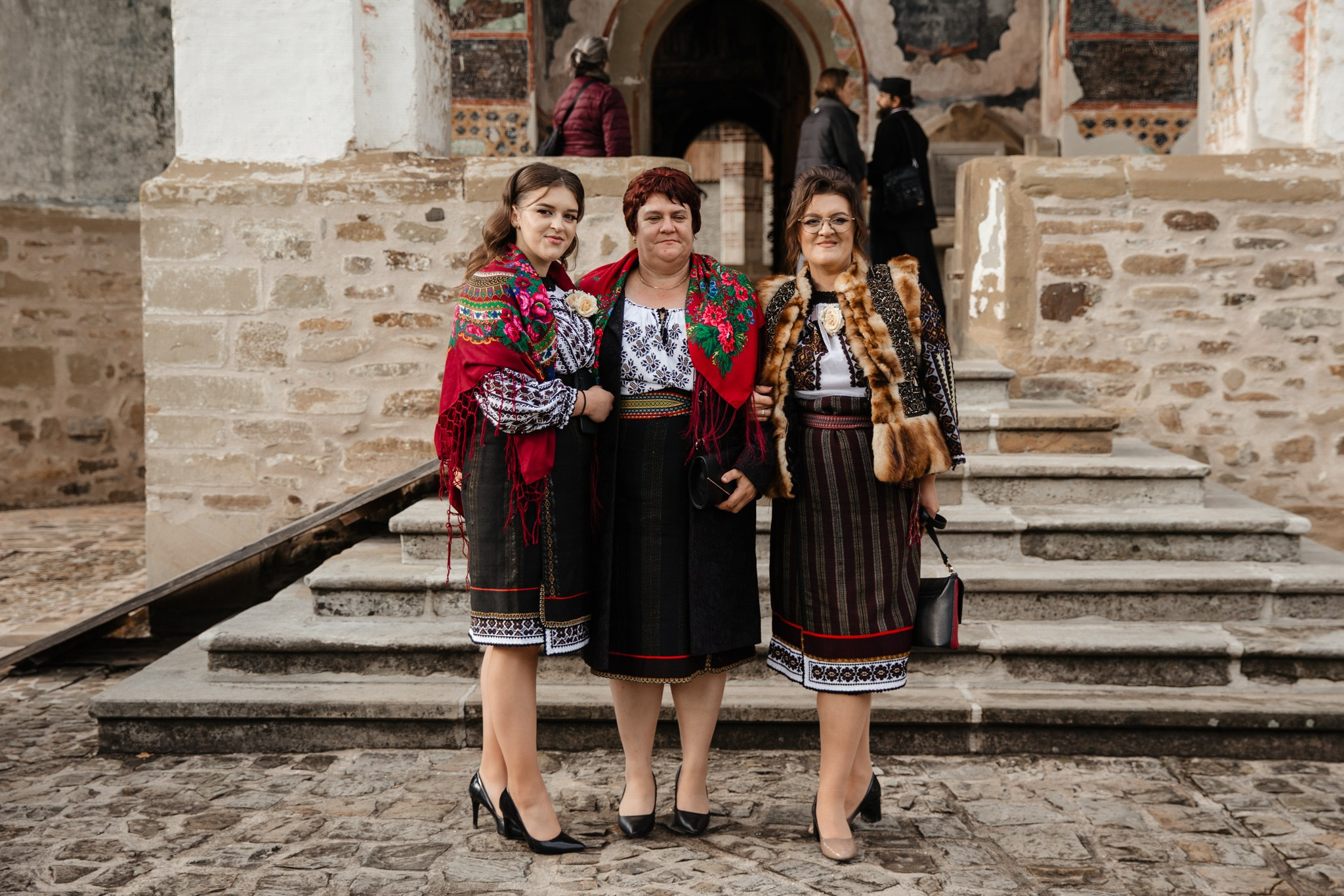 Nunta de Poveste la Sucevița: Cristi și Andreea. Servicii foto-video profesionale, pentru momente de neuitat