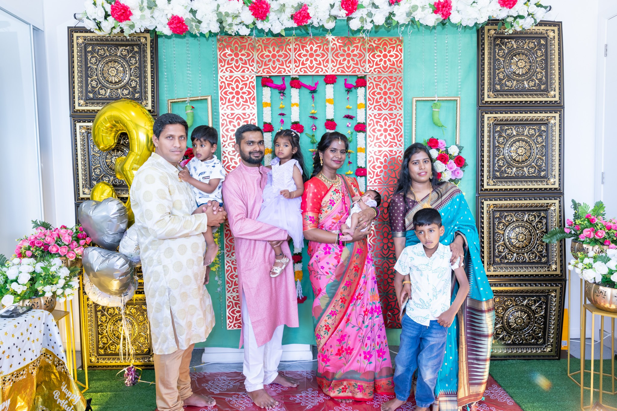 Myra’s 1st Birthday. MHCreative is family-oriented photographer based in SYDNEY