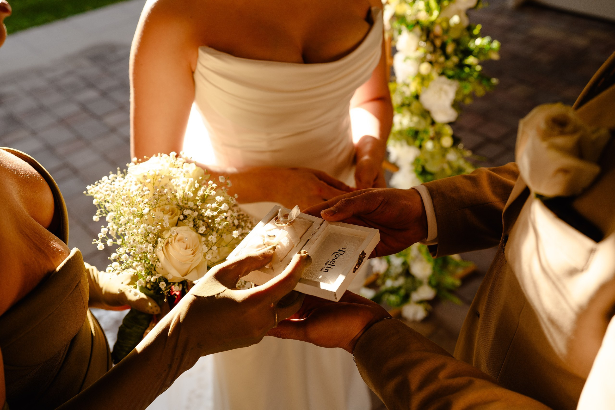 Spring Wedding in Madrid | Romantic Afternoon Wedding Photography