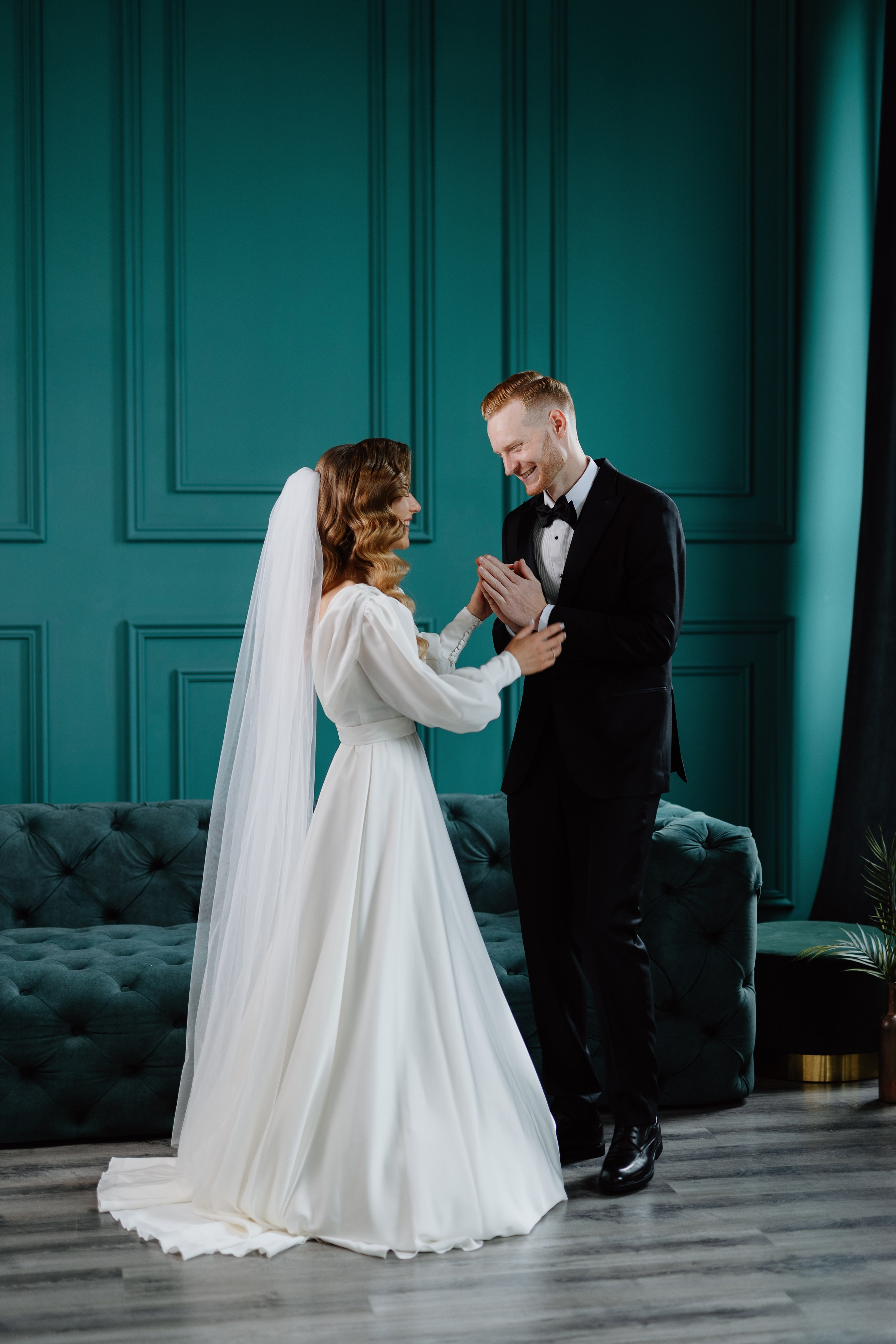 Corina & Dumitru. Main